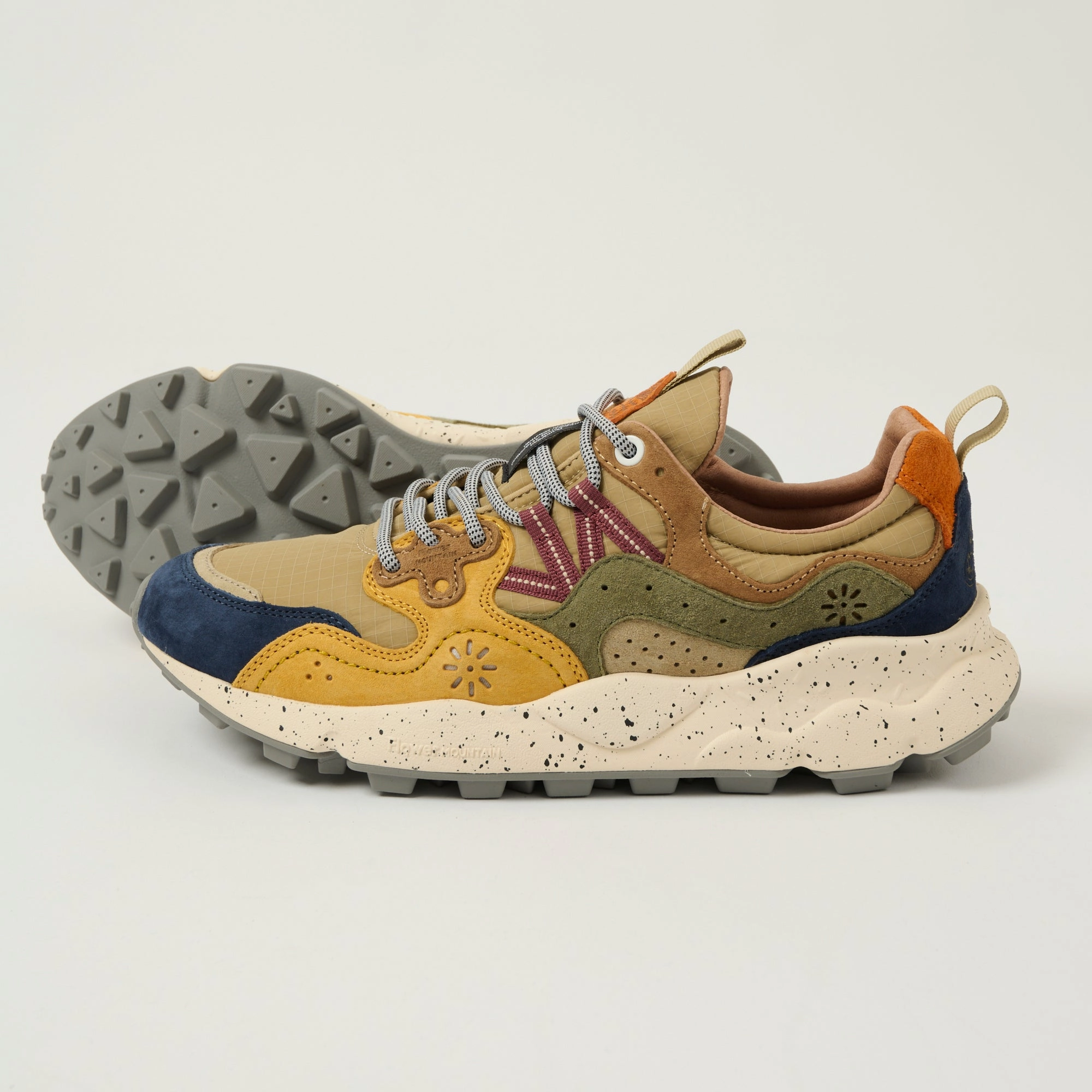 Flower Mountain Yamano 3 Man Suede/Nylon Sneaker - Navy/Cream All Outfits Petal Hike