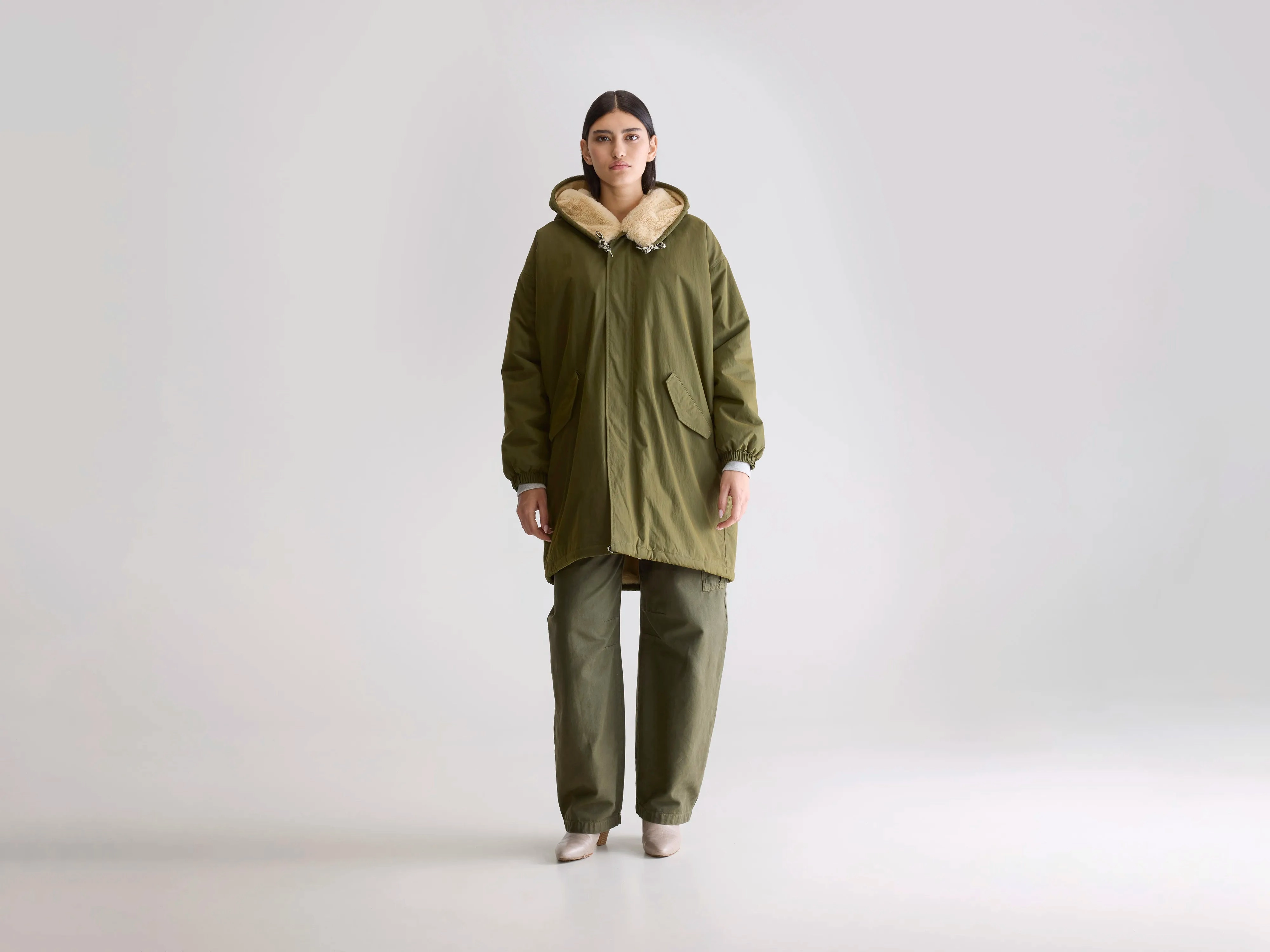 Durable Outer Shell Laos hooded parka (242 / W / OLIVE)