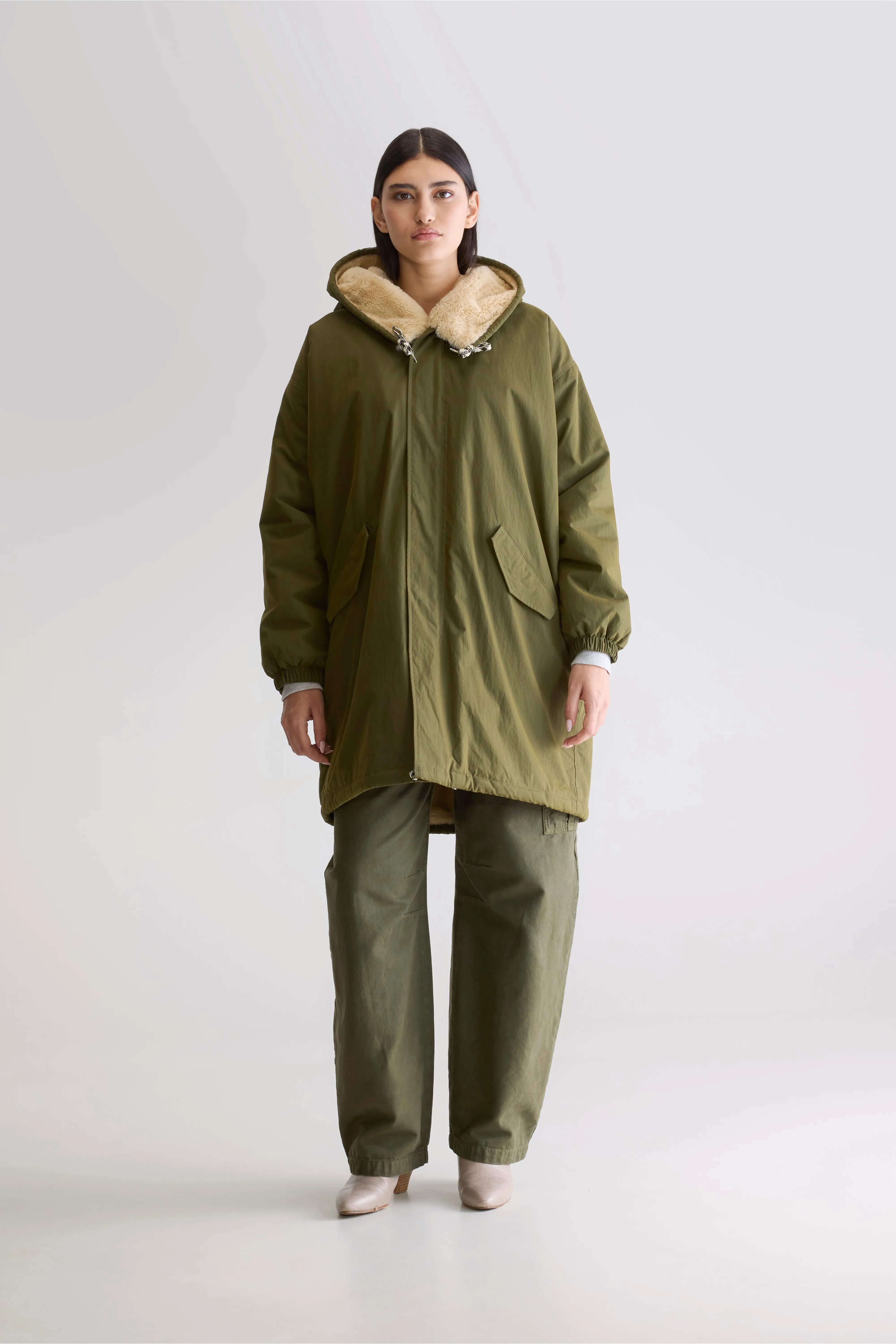 Laos hooded parka (242 / W / OLIVE) Ventilated Panels
