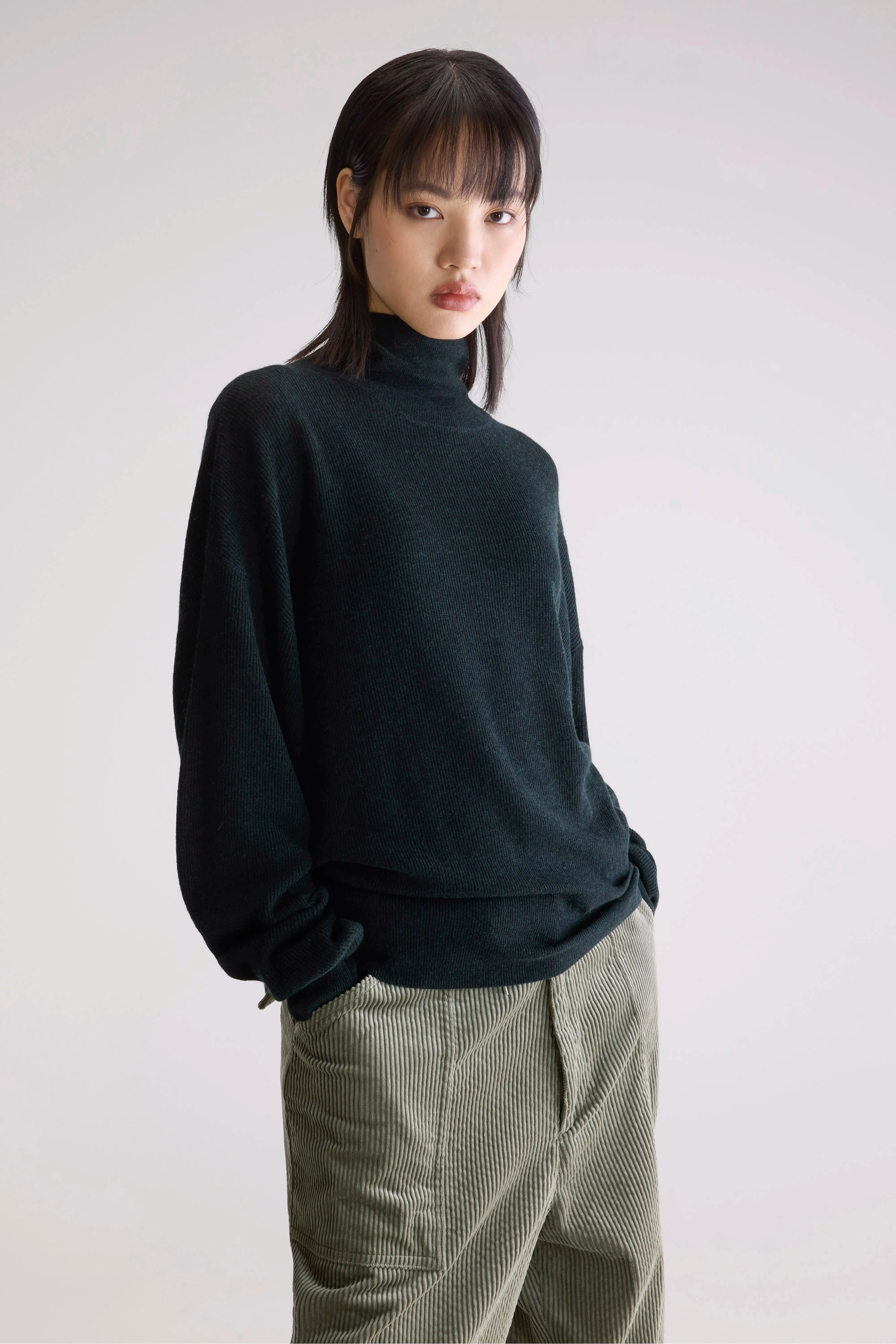 LowImpact Processing Fashion Ease Arybol Turtle Neck Sweater (252 / W / JET SET)