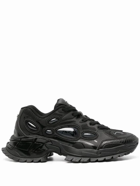 AW23 Nucleo Bubble Sneaker - Volcanic Black Running Track Dynamic Flex Zones