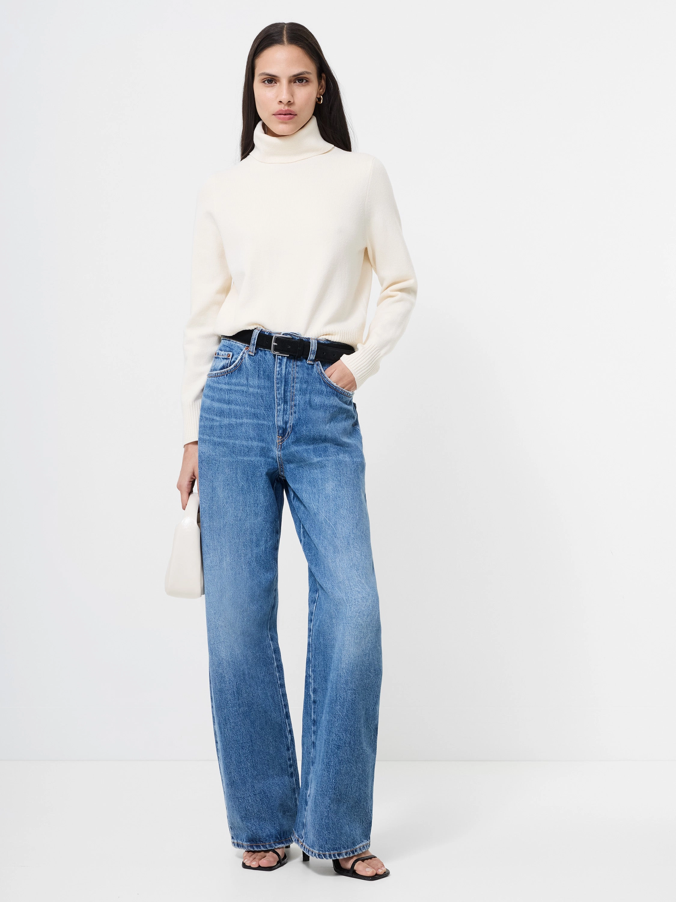 Breathable fabric Babysoft Turtleneck Sweater