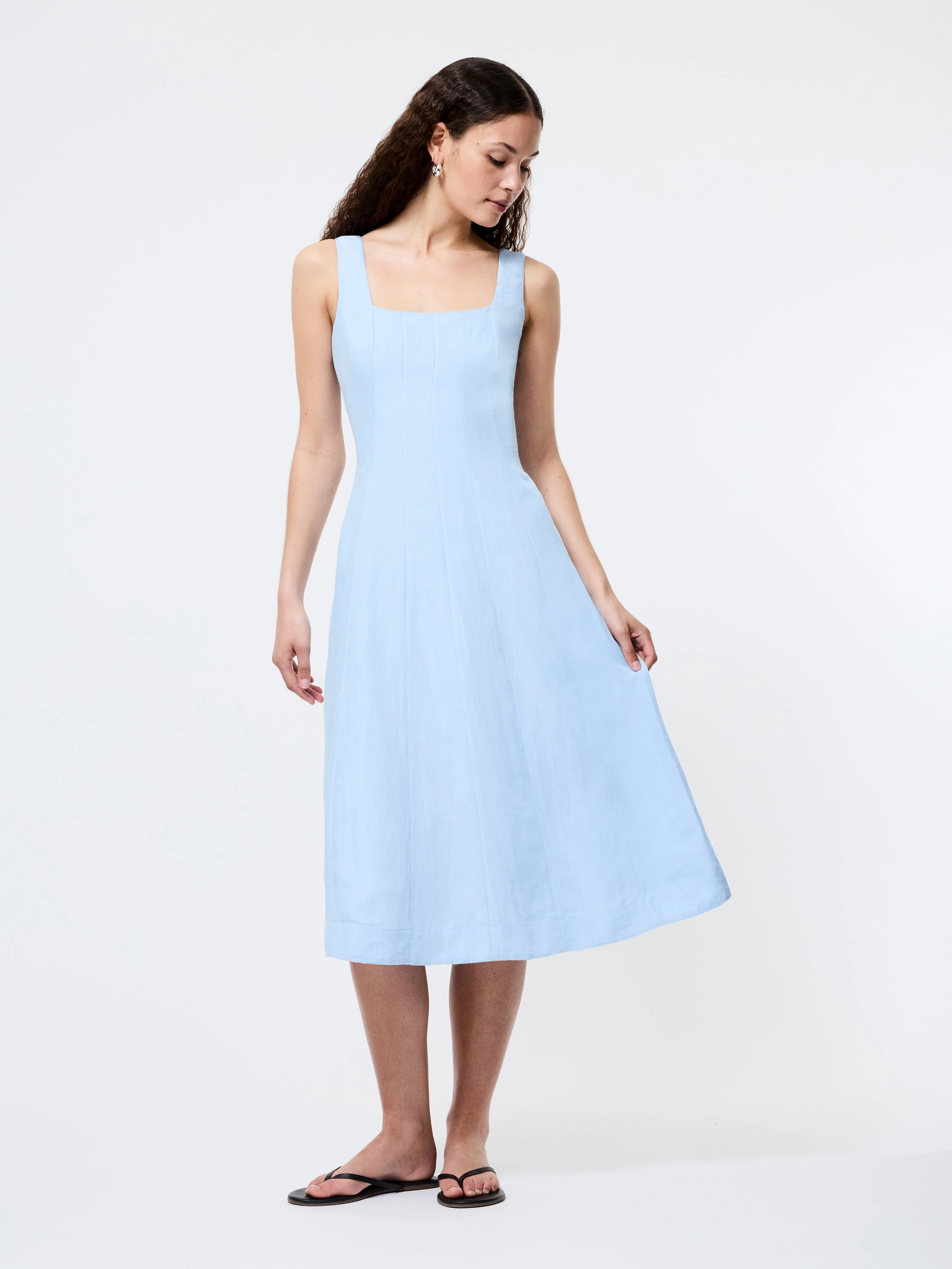 Birdie Linen Square Neck Midi Dress Simple Yet Elegant Sharp Motion