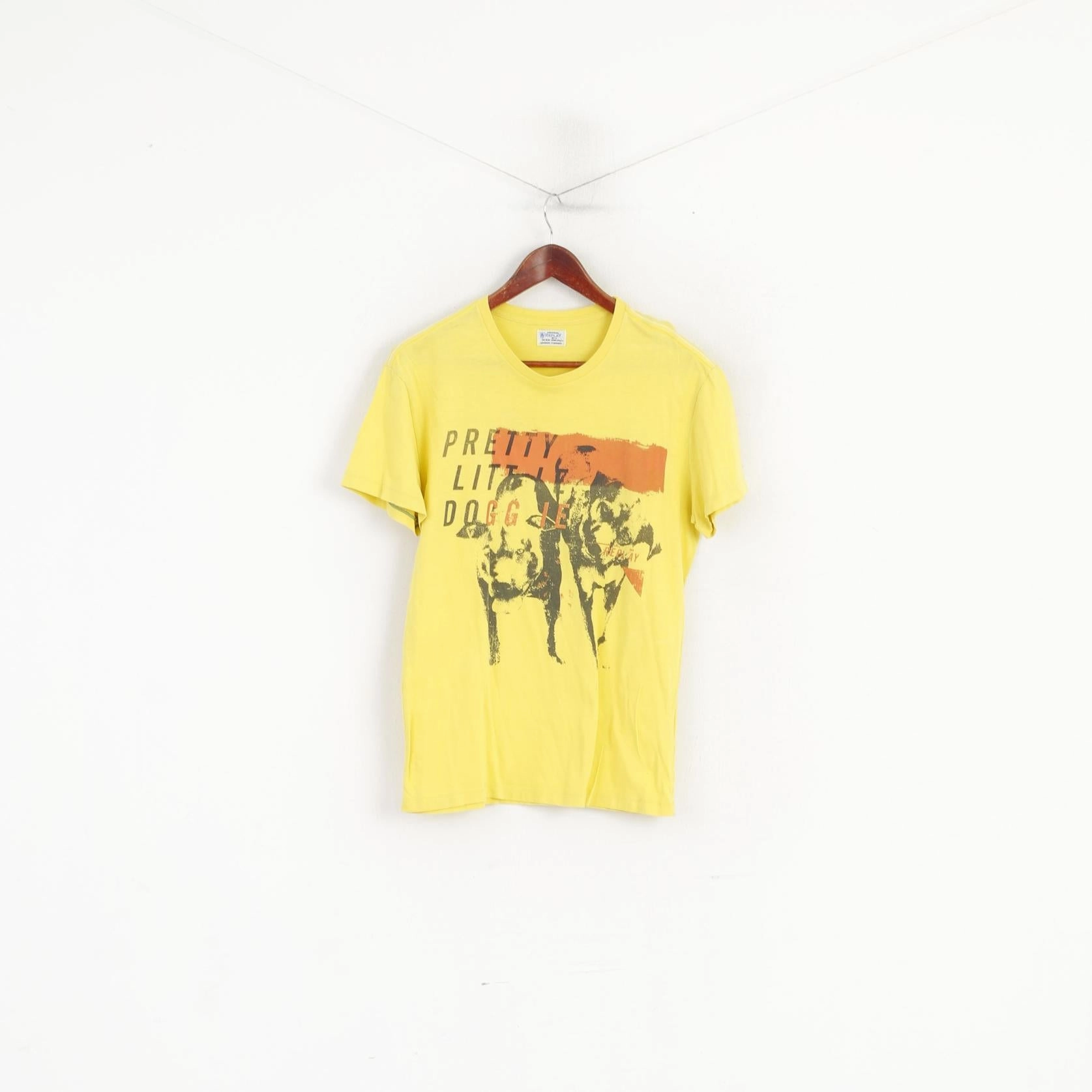 Lint Resistant Surface Smart Casual Replay Men M Shirt Yellow Graphic Cotton Pretty Little Dog Crew Neck Top