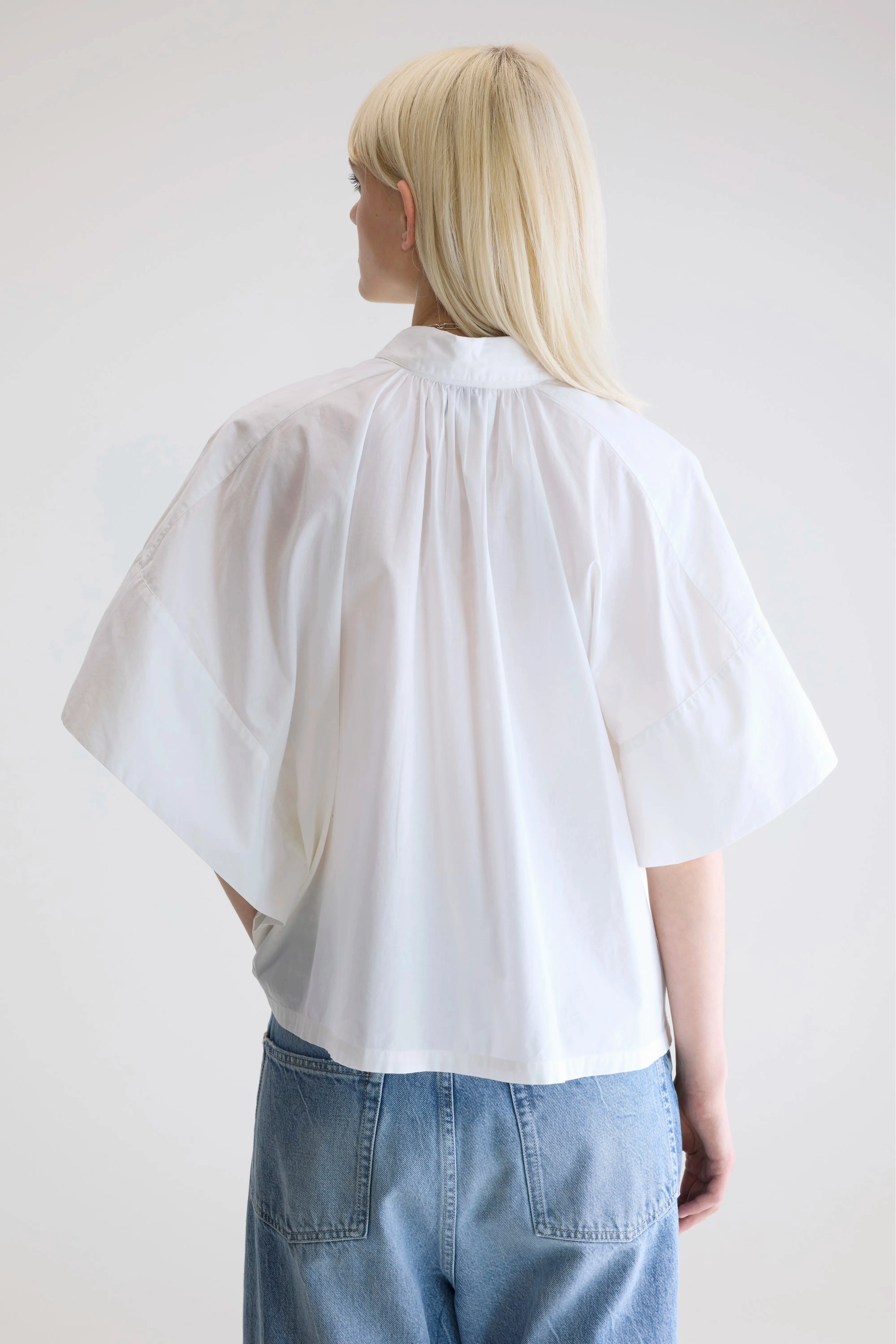 Cairn short-sleeve shirt (242 / W / WHITE) foldable