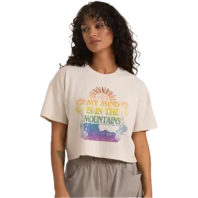 Perfect for Travel Classic Color Women Mountian Cropped Boxy Tee