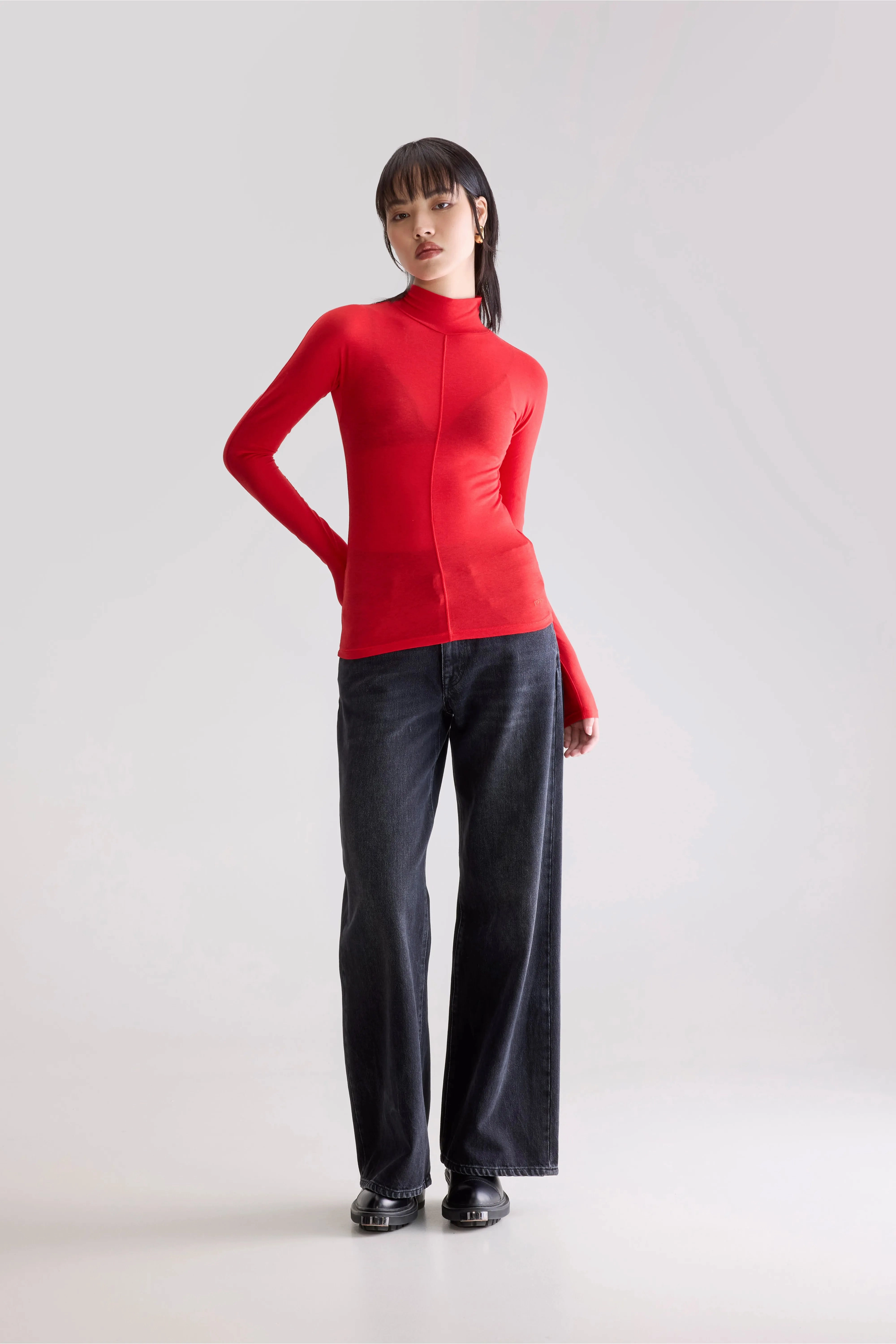 product hat style statement Trendy Flawy turtle neck t-shirt (252 / W / SANGUINE)