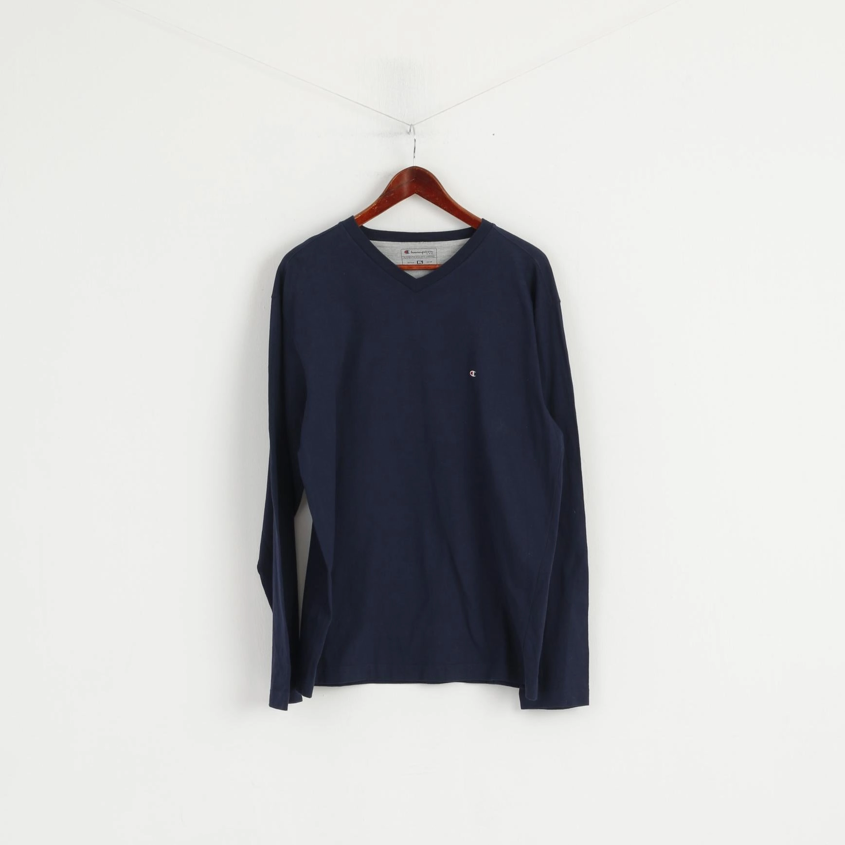 Comfortable Layering Champion Men XL Long Sleeved Shirt Navy Cotton V Neck Classic Athletic Top