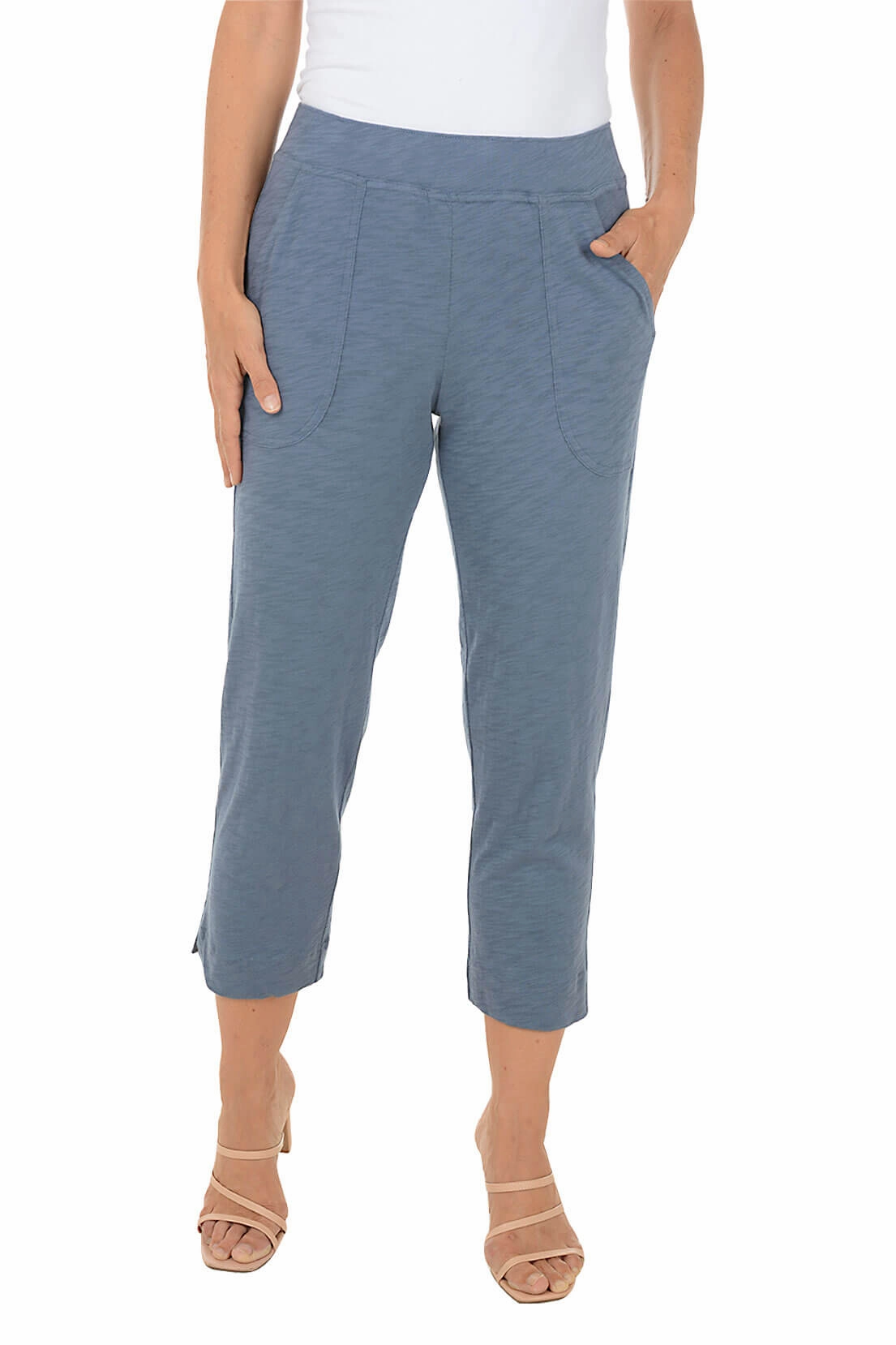 Pull-On Cotton Slub Knit Capri Pant Compression Fit Travel Ready