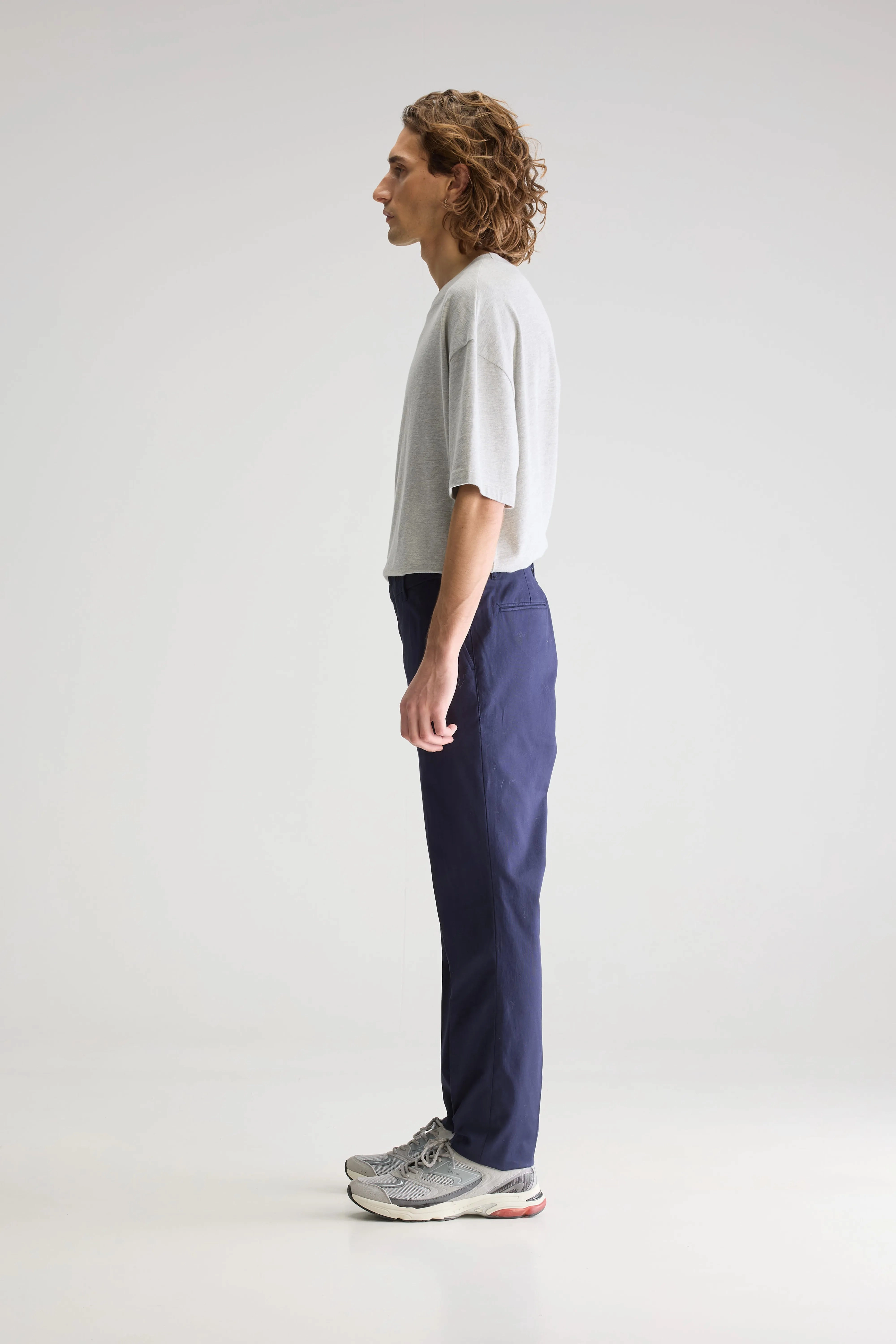 Stanley tapered trousers (251 / M / NAVY) NoiseReducingFabric Relax Fit Design