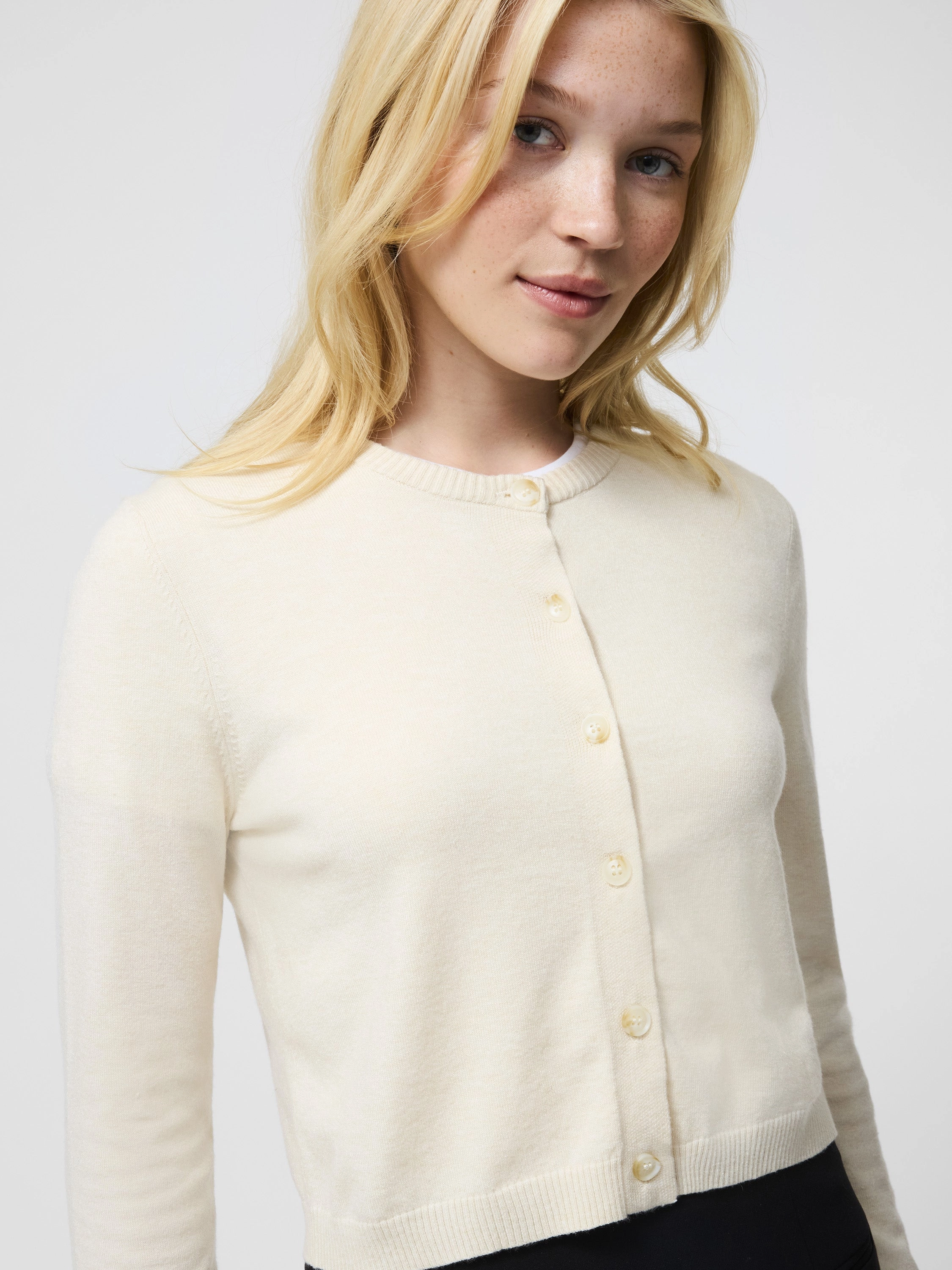 Cosysoft Fitted Cardigan Ribbed Edging Non Chlorine Bleach Safe