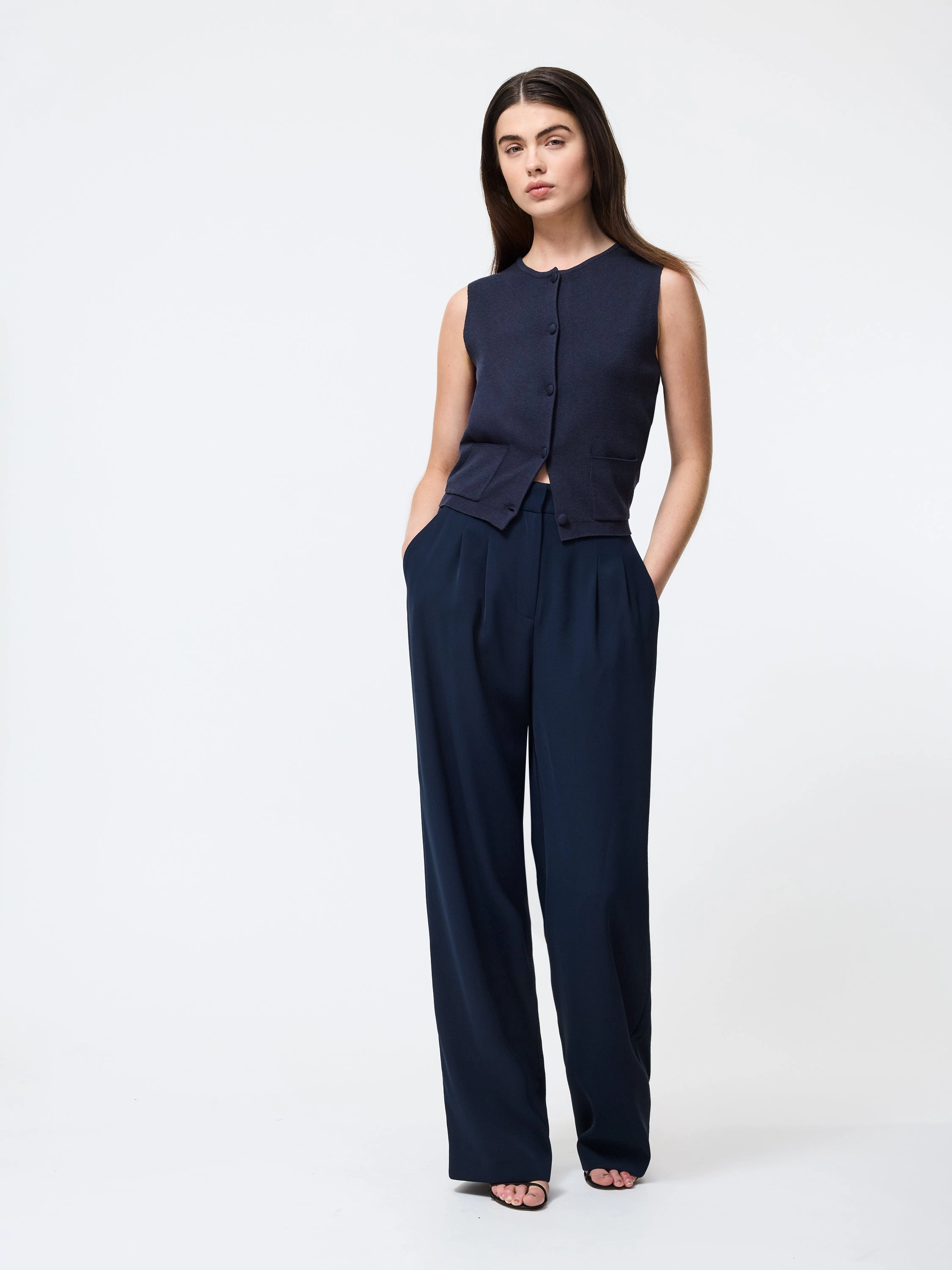 Cosysoft Knit Vest Lightweight Form