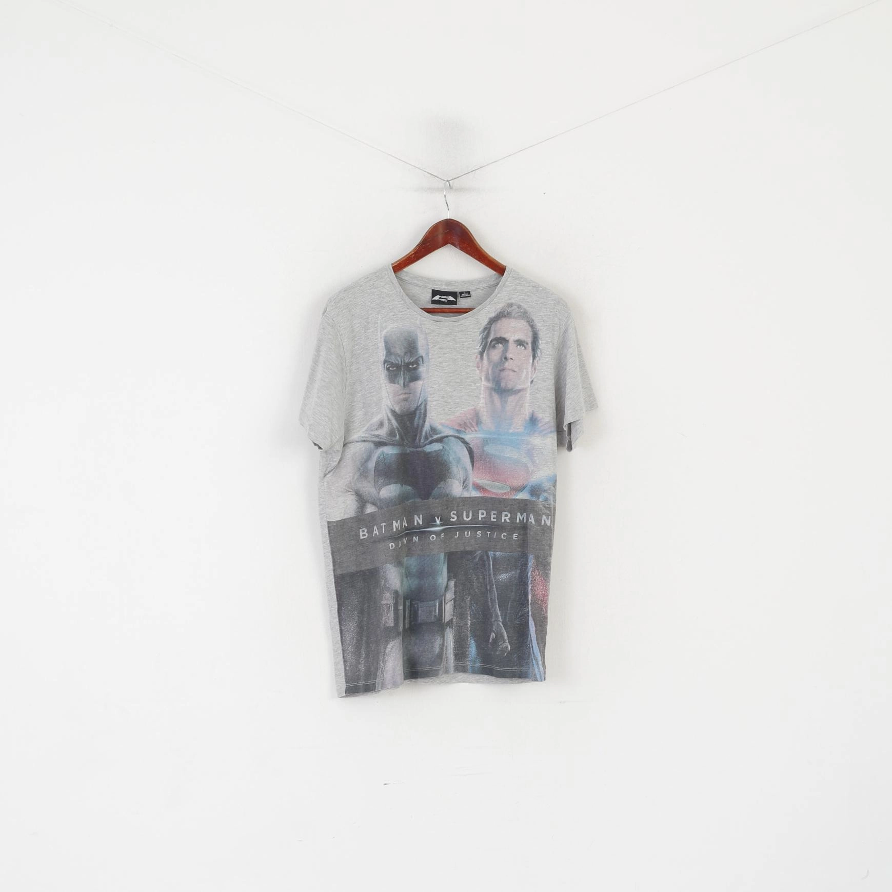 Feminine Fit Versatile Comfort Cedar Wood State Men L Shirt Gray Cotton Batman vs Superman Dawn of Justice Top