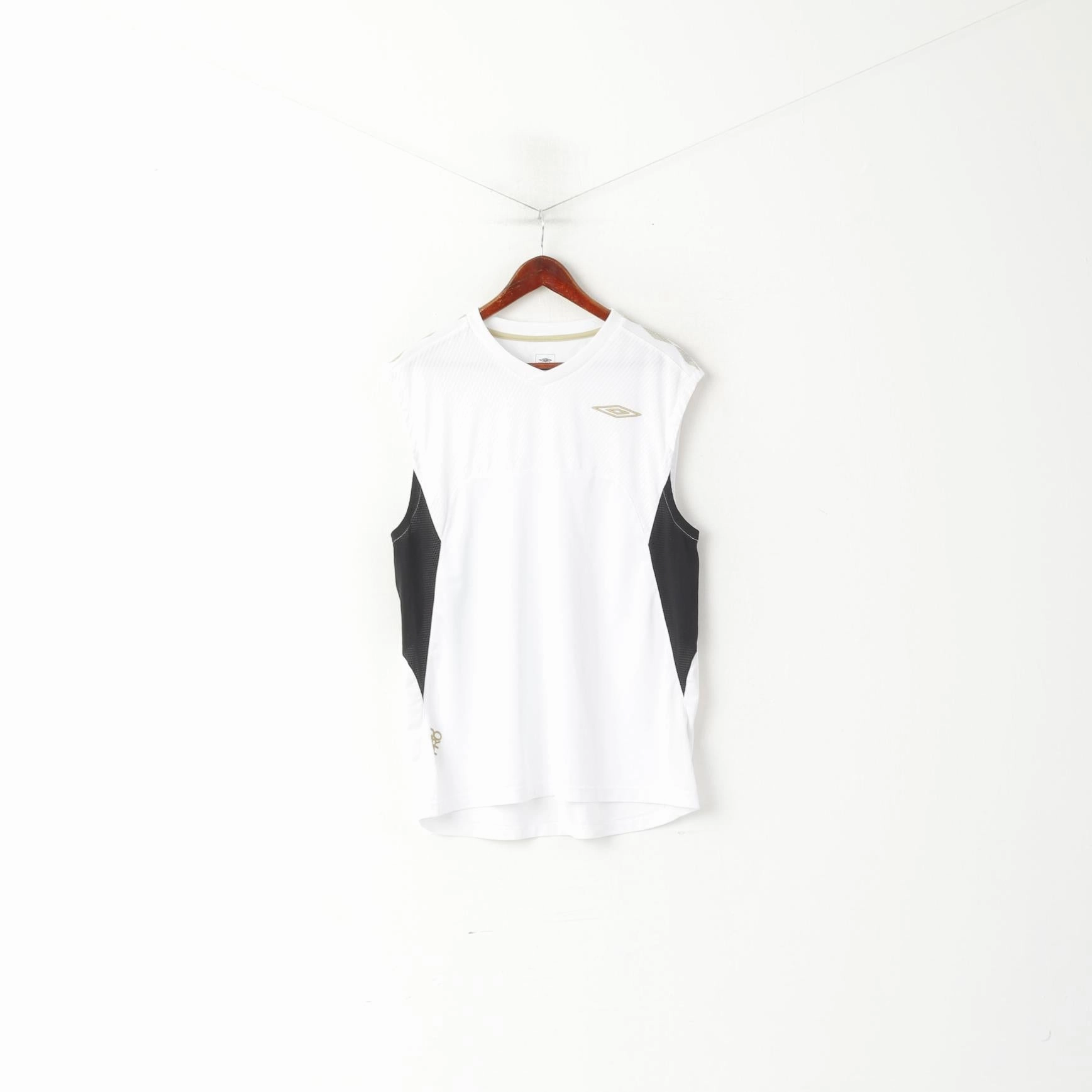 Umbro Men XXL Shirt White Diamond Pro Series Sleeveless Sport Training Jersey Top Everyday Layer Active Outfit
