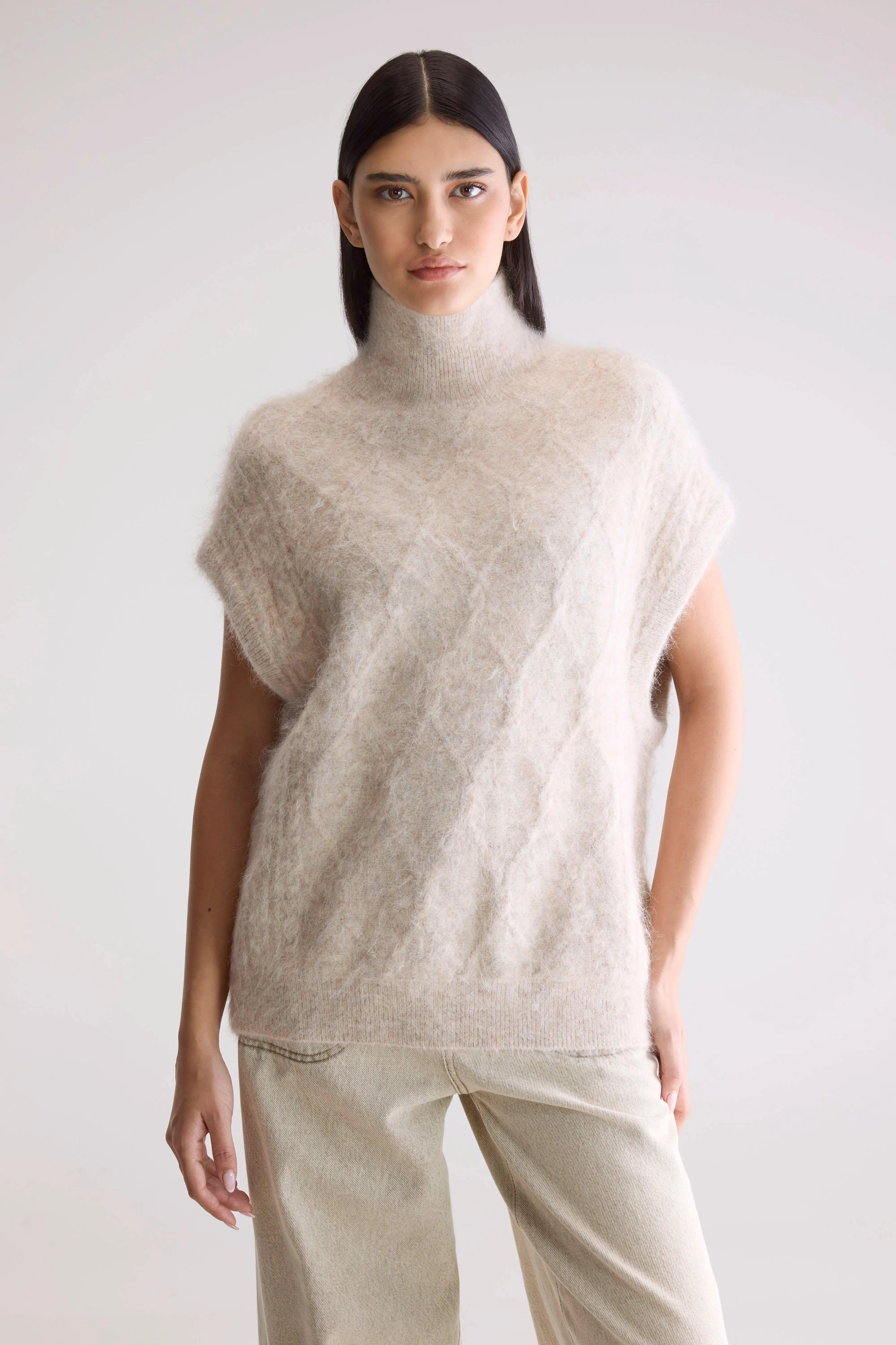 Modern Basic Darti Sweater Vest (252 / W / OYSTER)