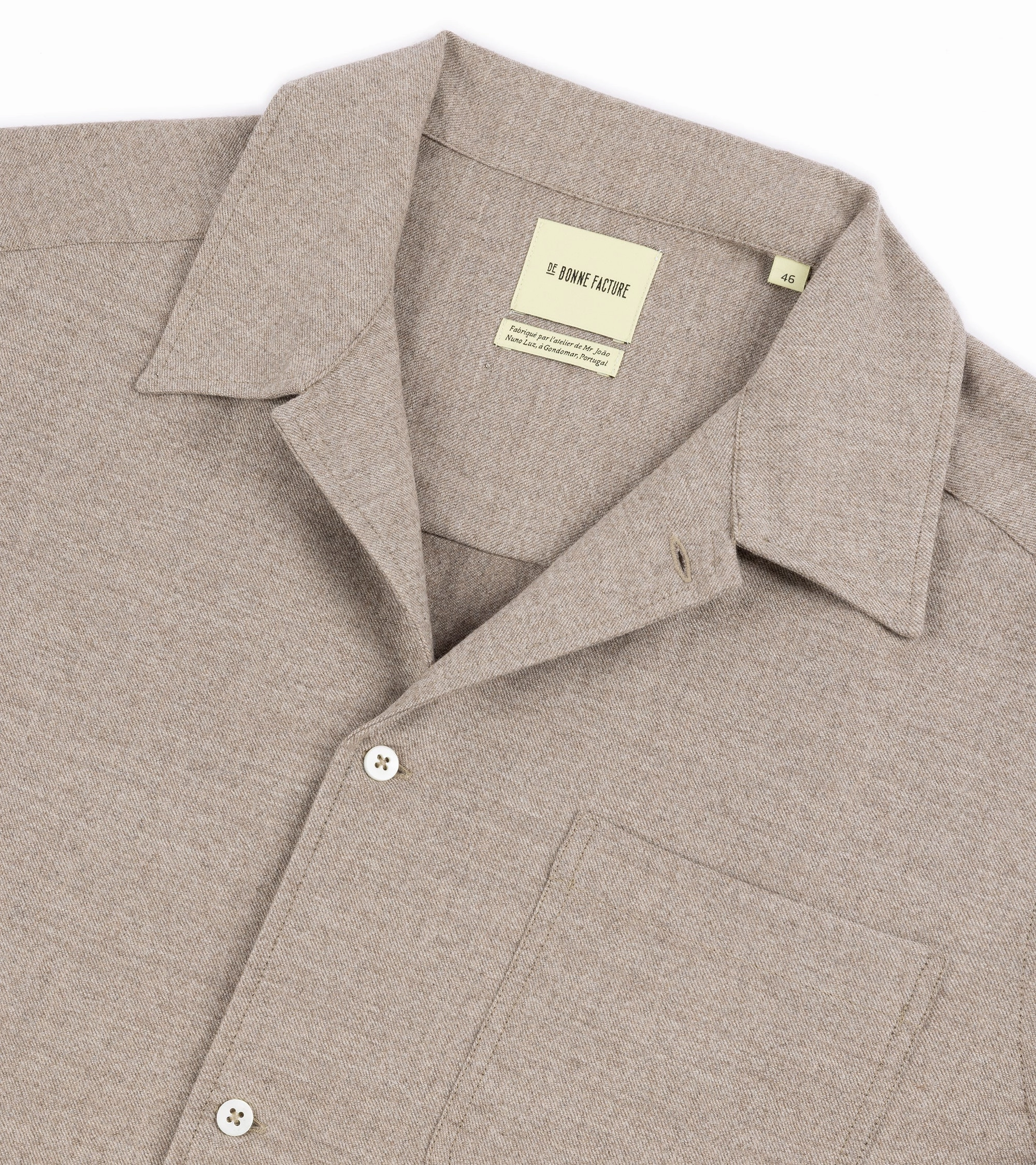 De Bonne Facture Super 130's Wool Painter's Jacket: Taupe Wrinkle Free Texture Quick Dry Technology