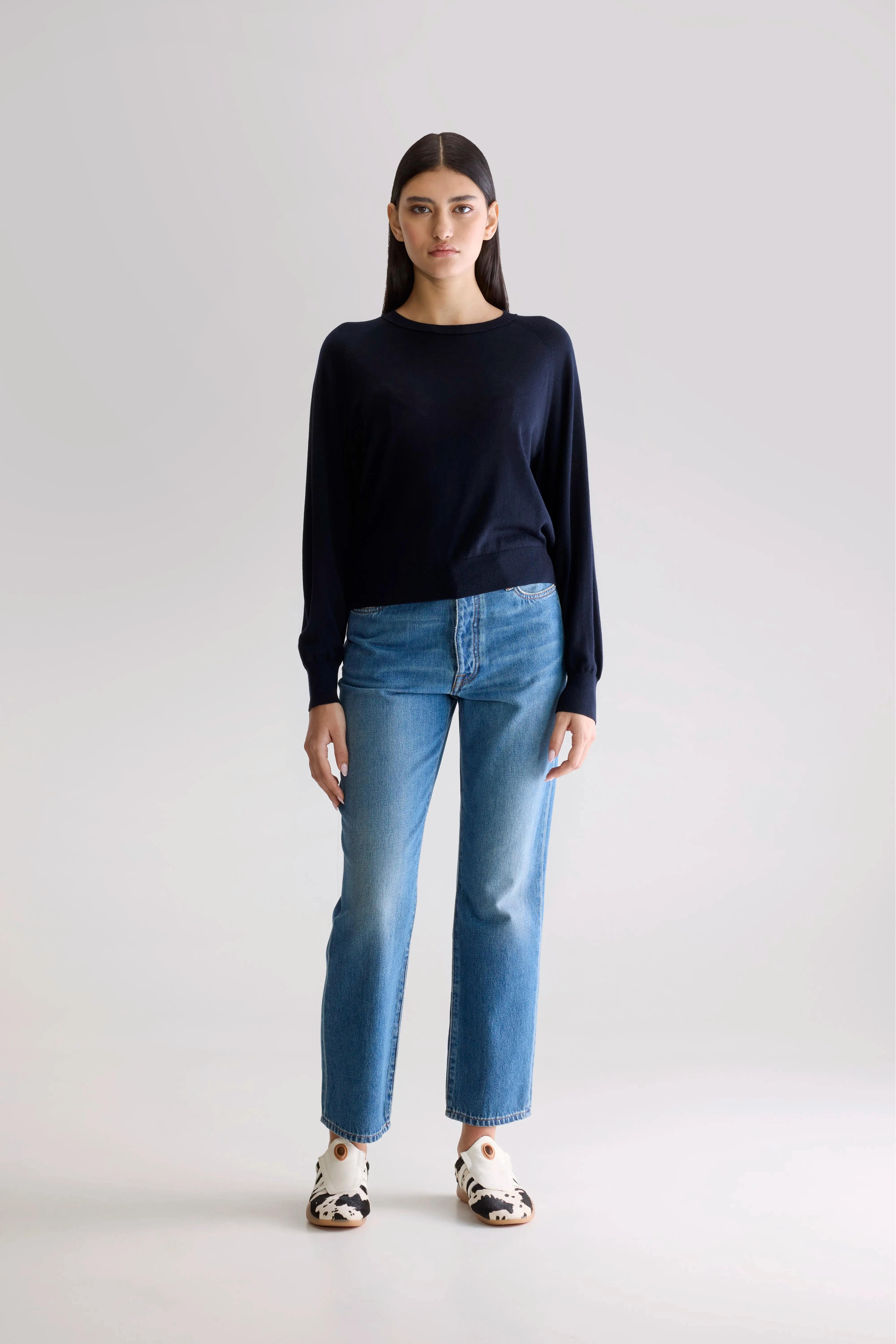 DoubleLayered Collar Delen classic crewneck sweater (252 / W / NAVY)