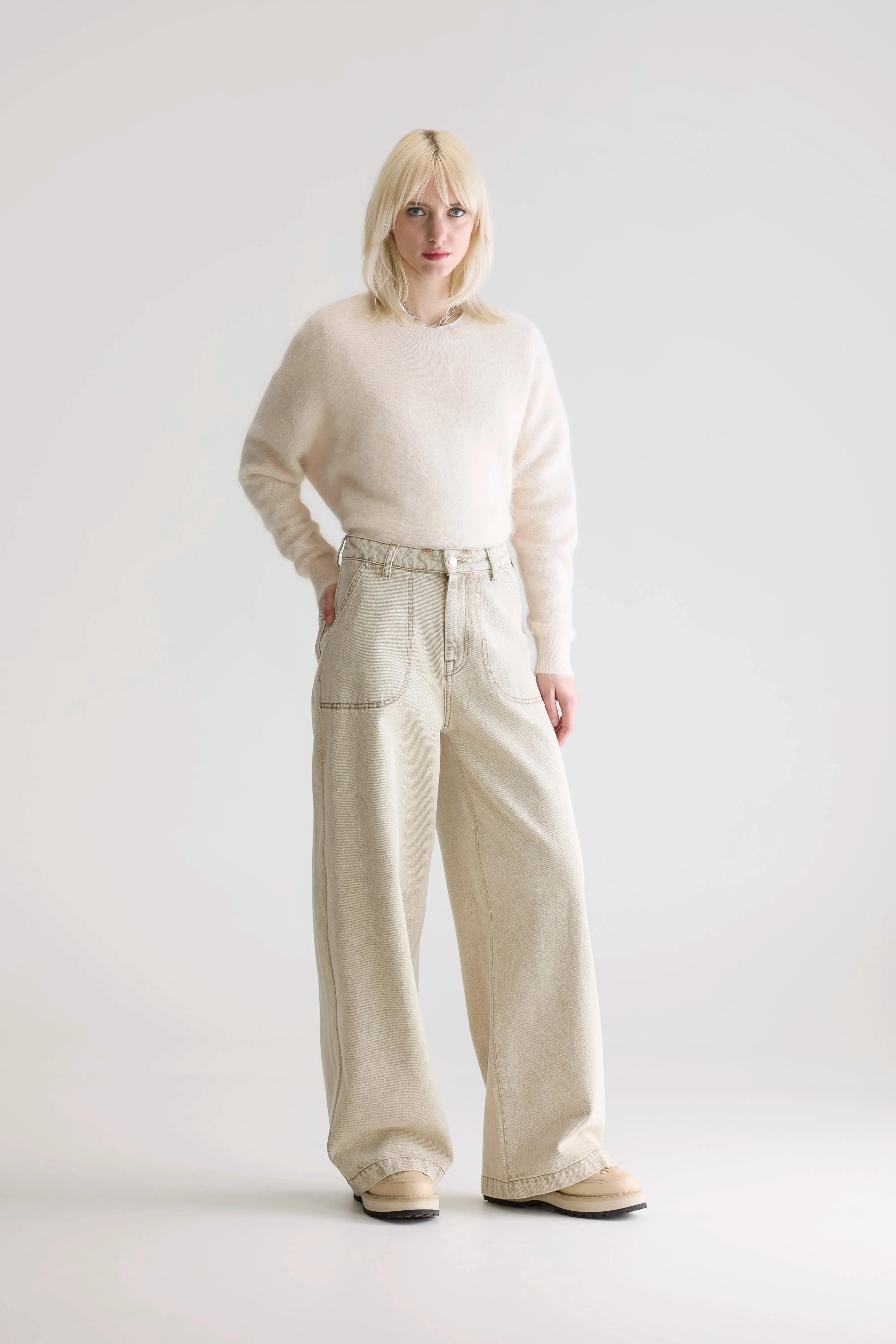 Denim N. 62 wide jeans (252 / W / BEIGE SNOW) Elegant Travel Outfit Minimalist Style
