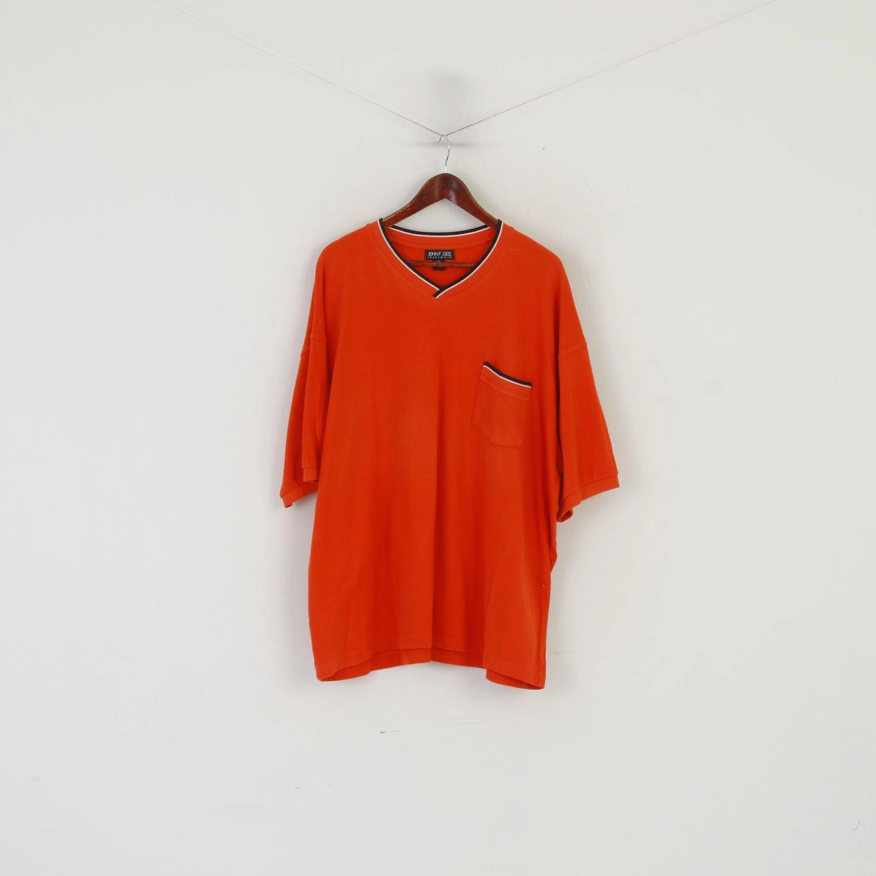 Modern Layering John F. Gee Jeanswear Men 68/70 XXXL T- Shirt Orange Cotton V Neck Vintage 90's Top