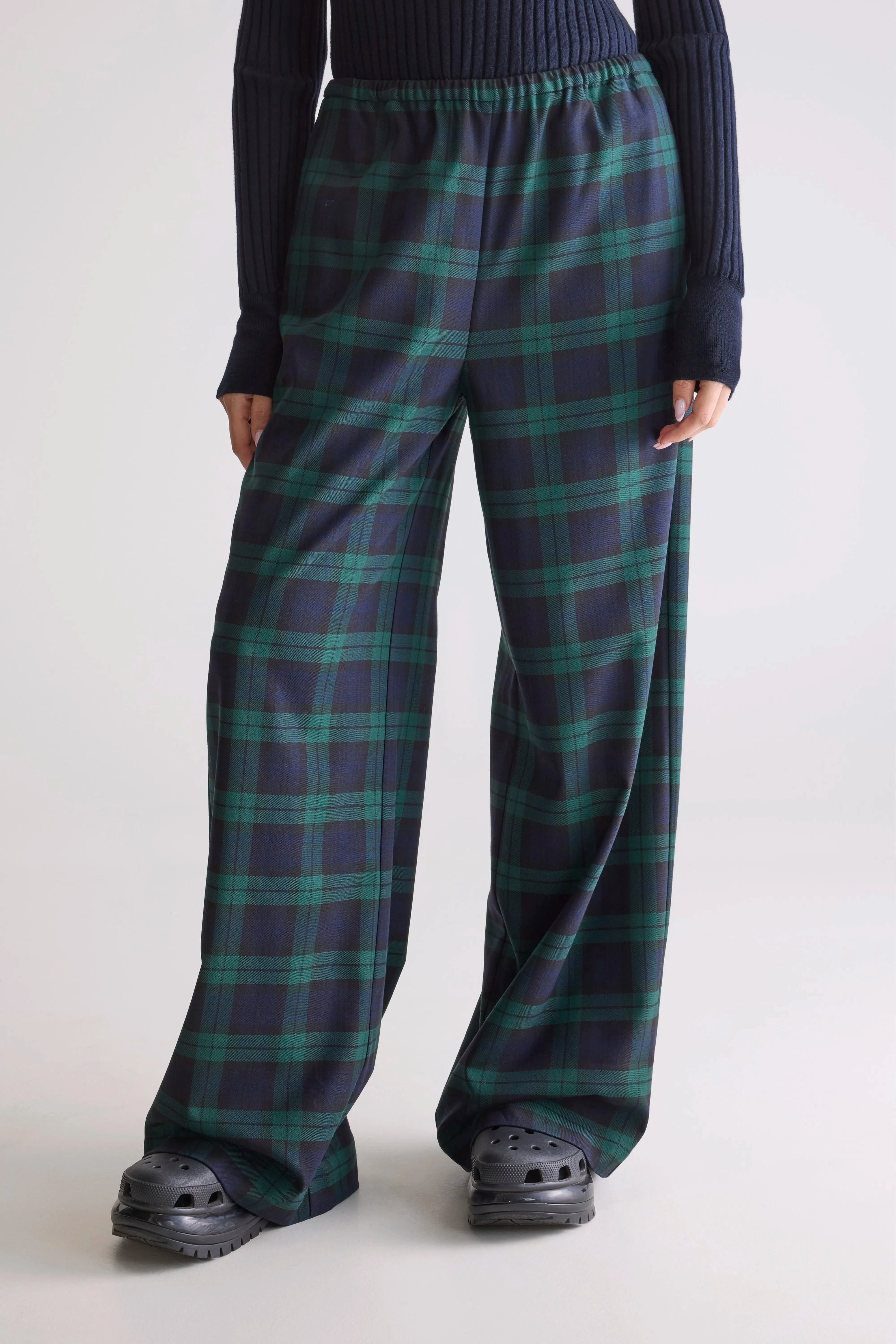Minimalist Look Timeless Wear Sleepy relaxed trousers (252 / W / CHECK A)