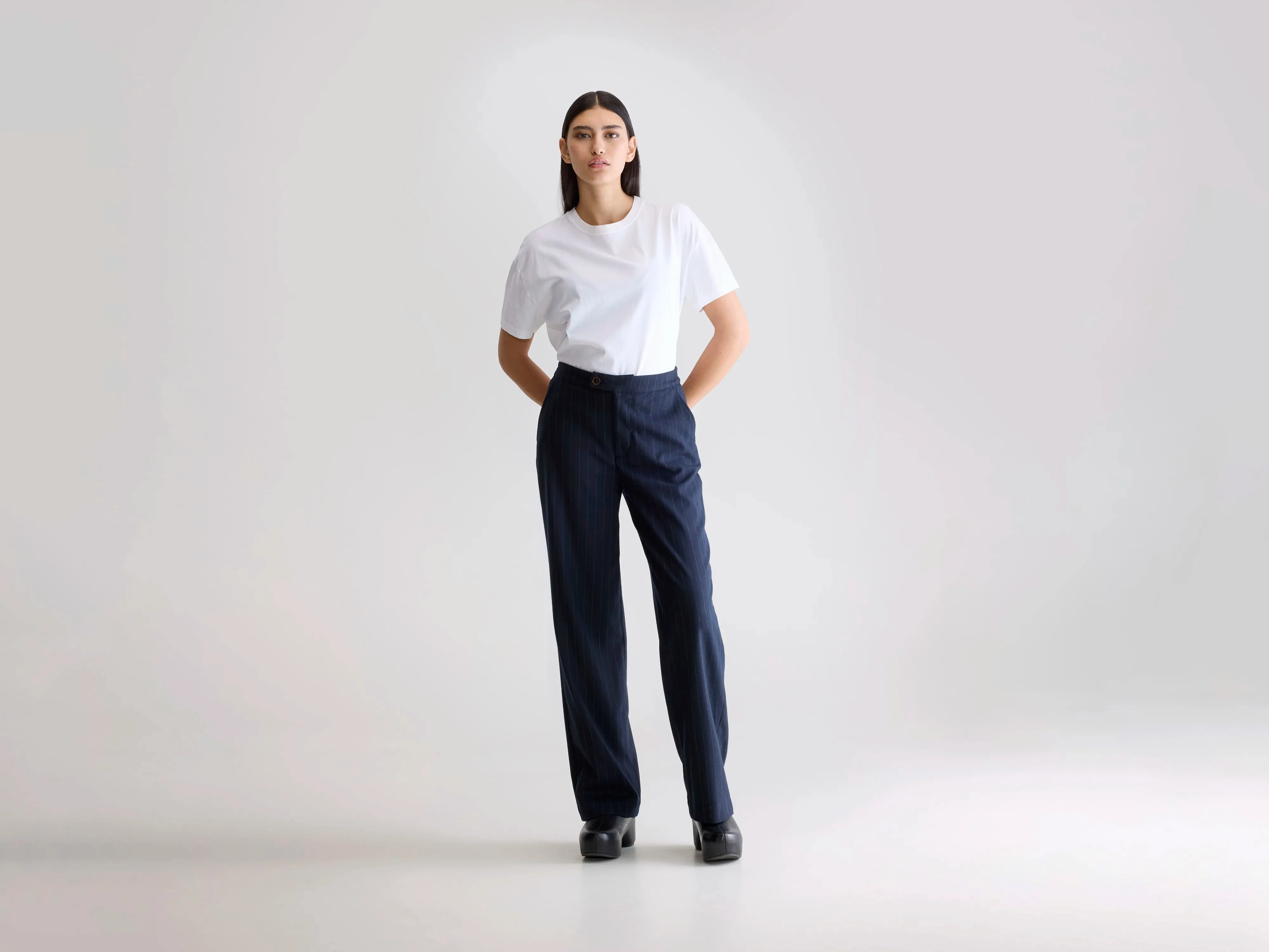 Tilla tailored trousers (252 / W / STRIPE A) Chic Fit Functional Wear