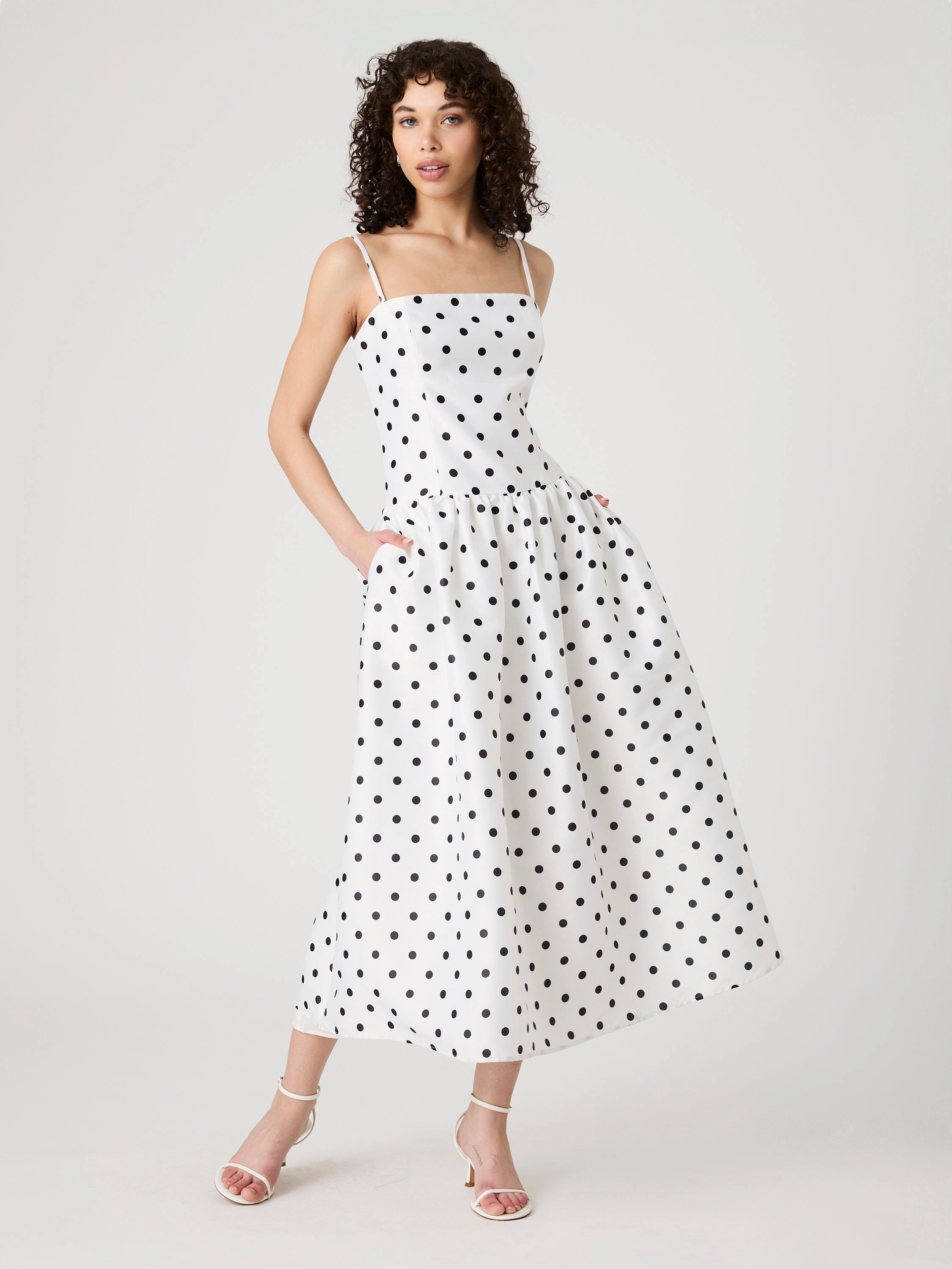 Lightweight-Comfort Strappy Polka Dot Midi Dress