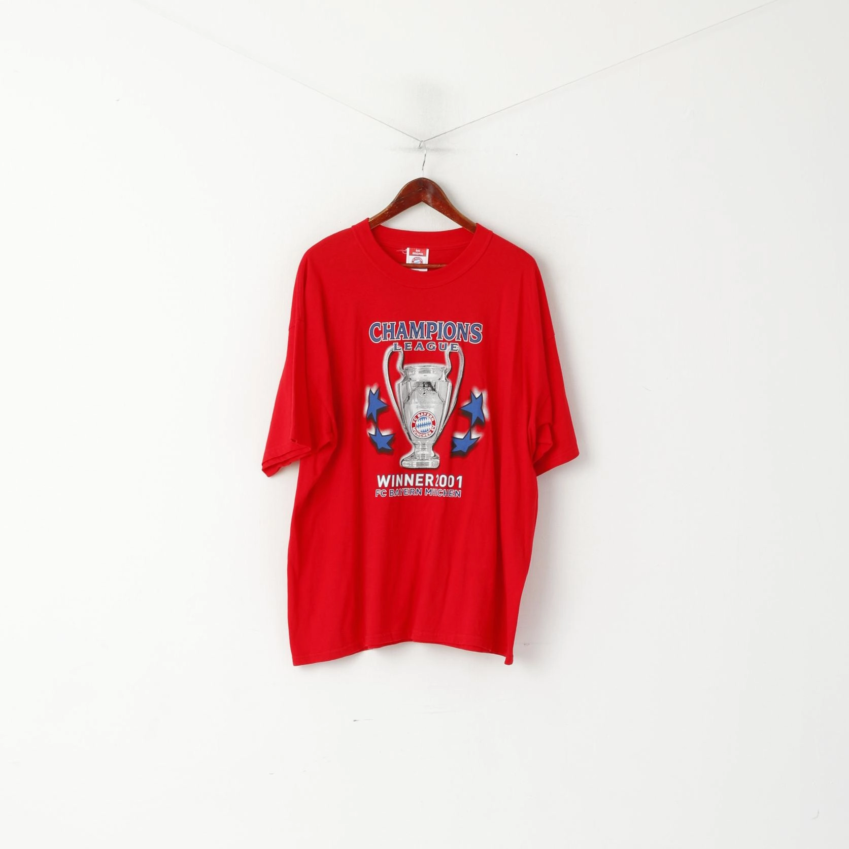 FC Bayern Munchen EV Men XXL T-Shirt Red Cotton Champion League 2001 Top Anti Odor Technology sporty and comfortable