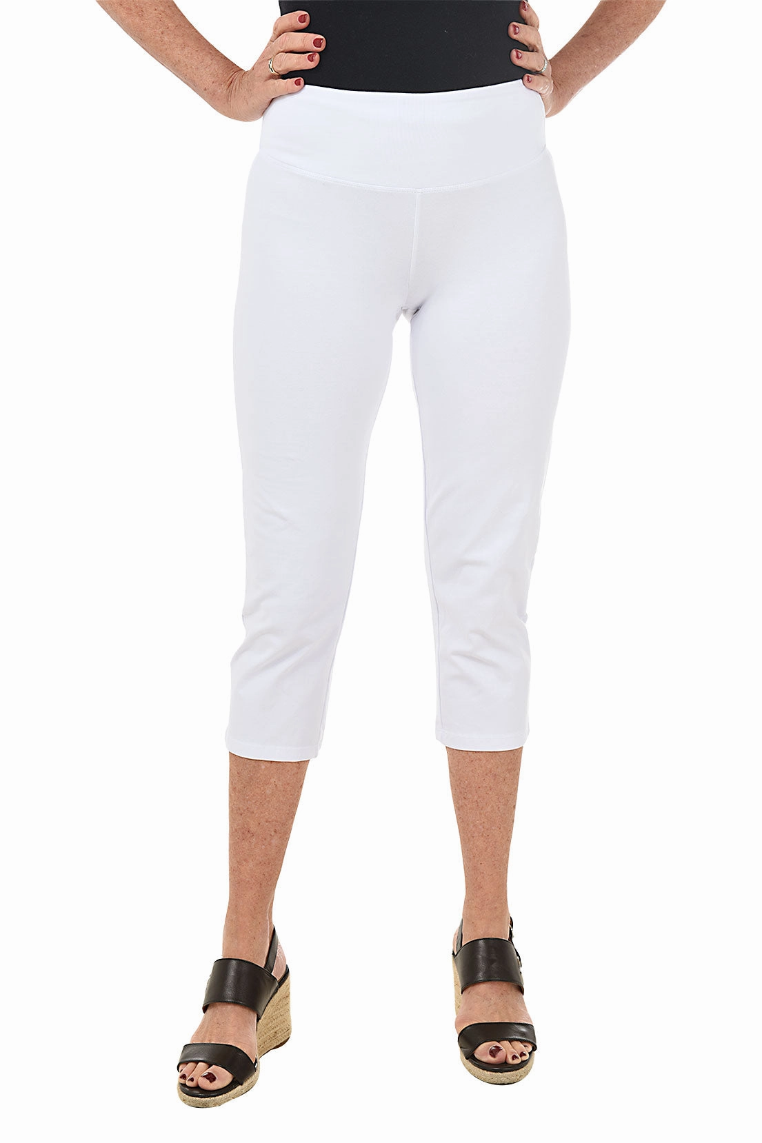 Pull-On Slimming Capri Pant HeatRegulating