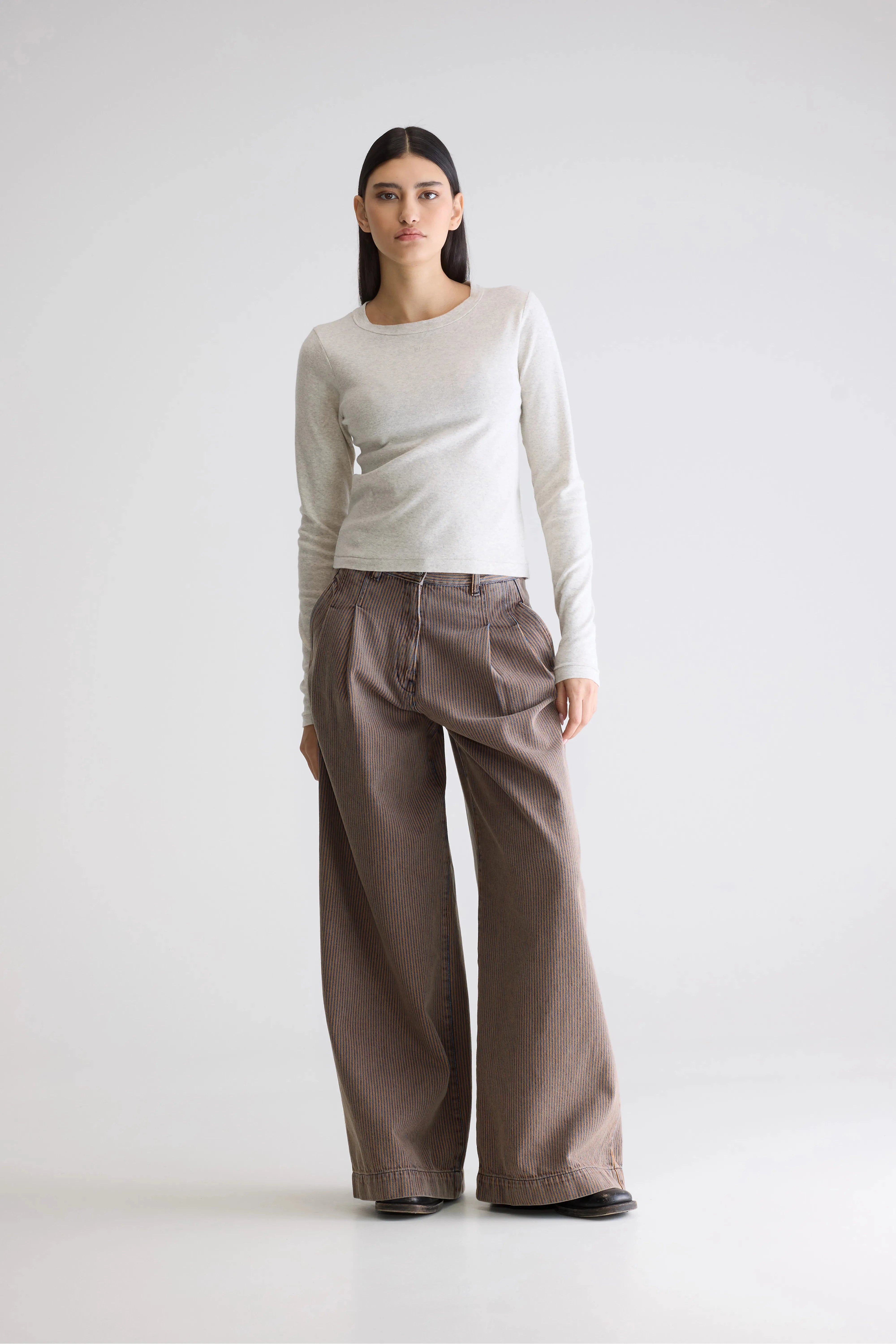 Go-to Wear Flyer regular t-shirt (252 / W / OYSTER)