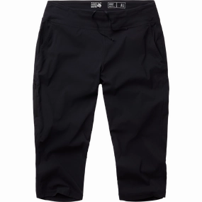 Women's Dynama Capri Fitted Design Ultimate Wear