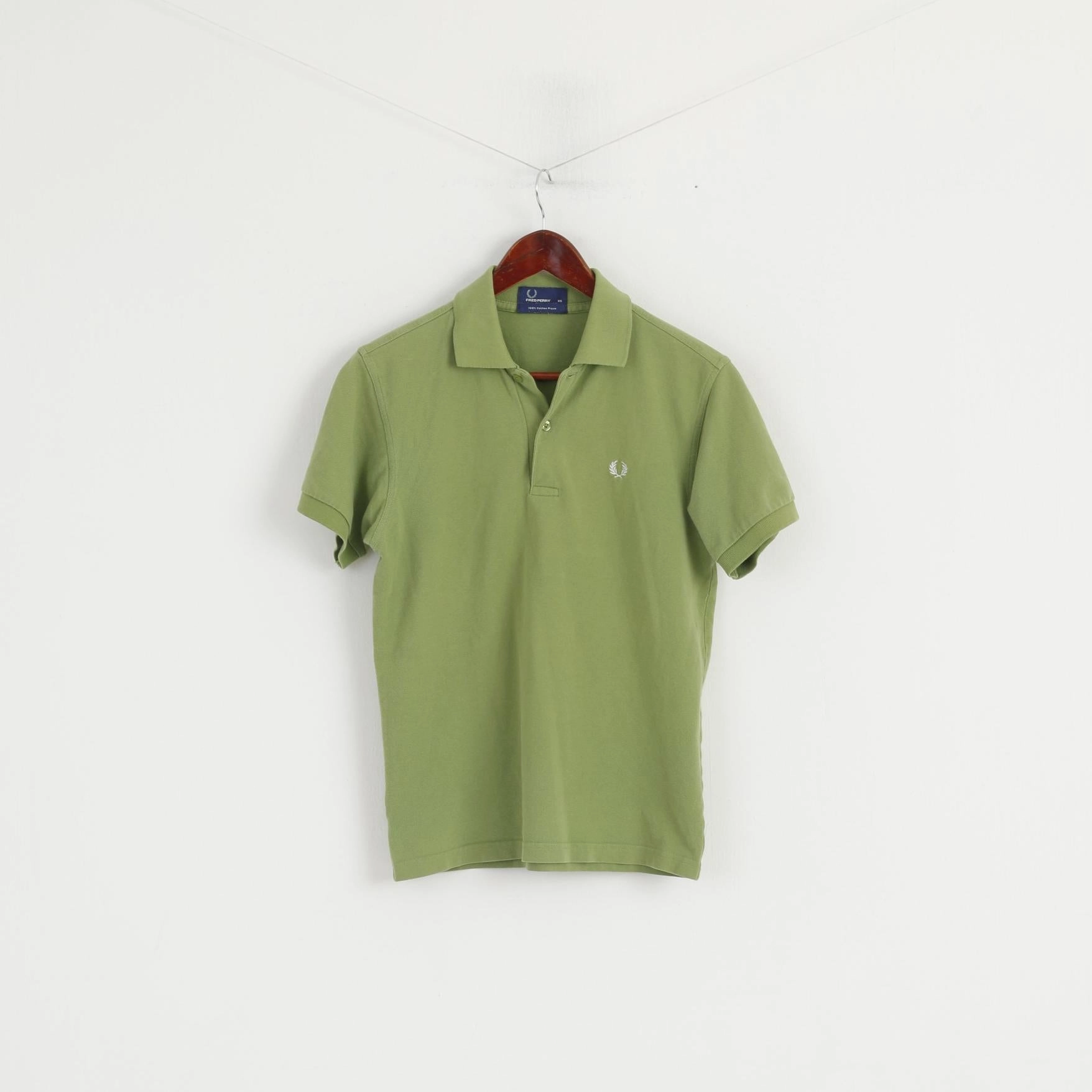 Fred Perry Men XS Polo Shirt Green Cotton Pique Short Sleeve Plain Top NoSideSeams oversized but not shapeless