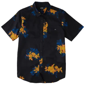 Men's Sunday Floral Short Sleeve Curved Hemline