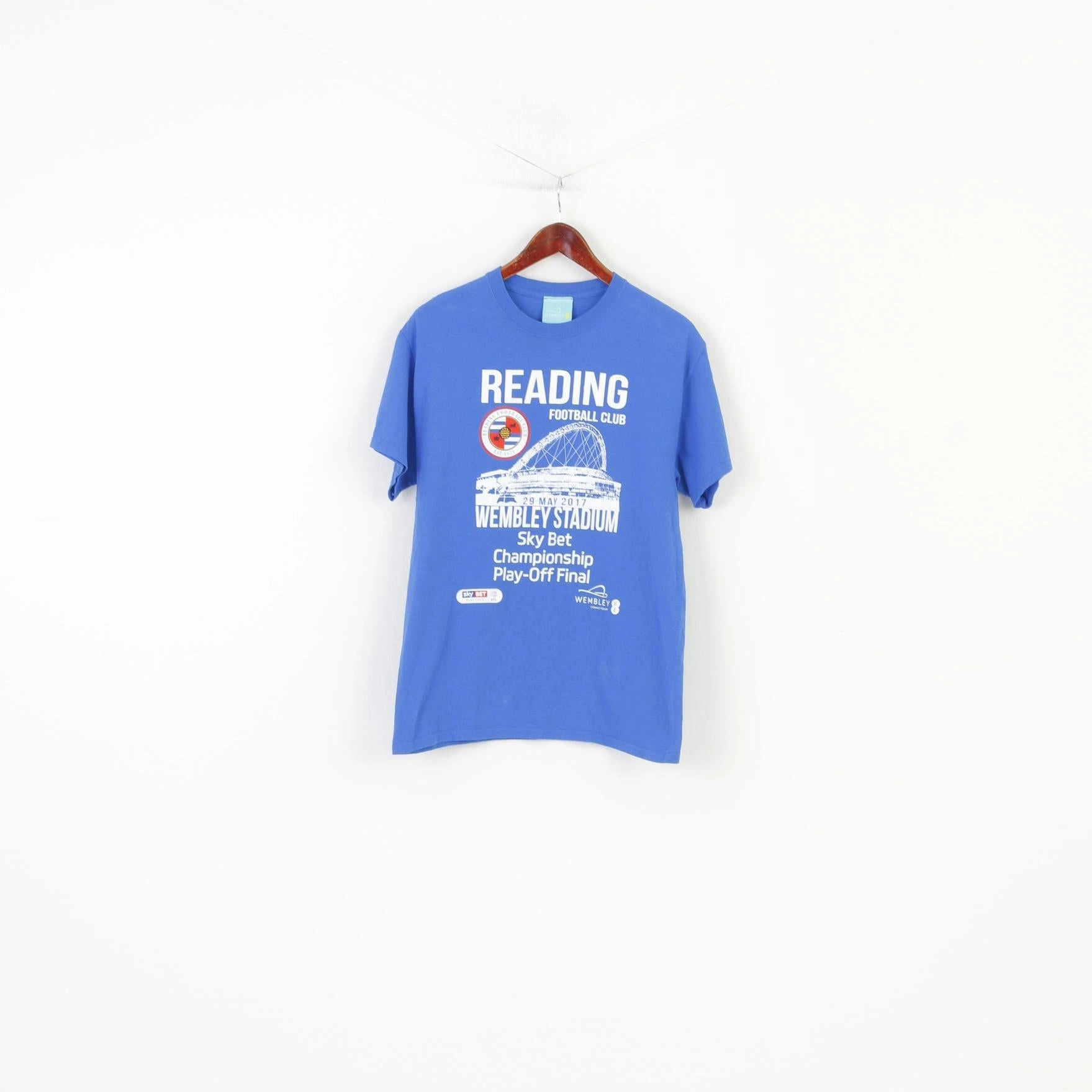 Premium Comfort Sun Protection Wembley Men M T-Shirt Blue Cotton Football Club Reading Vintage Sport Top