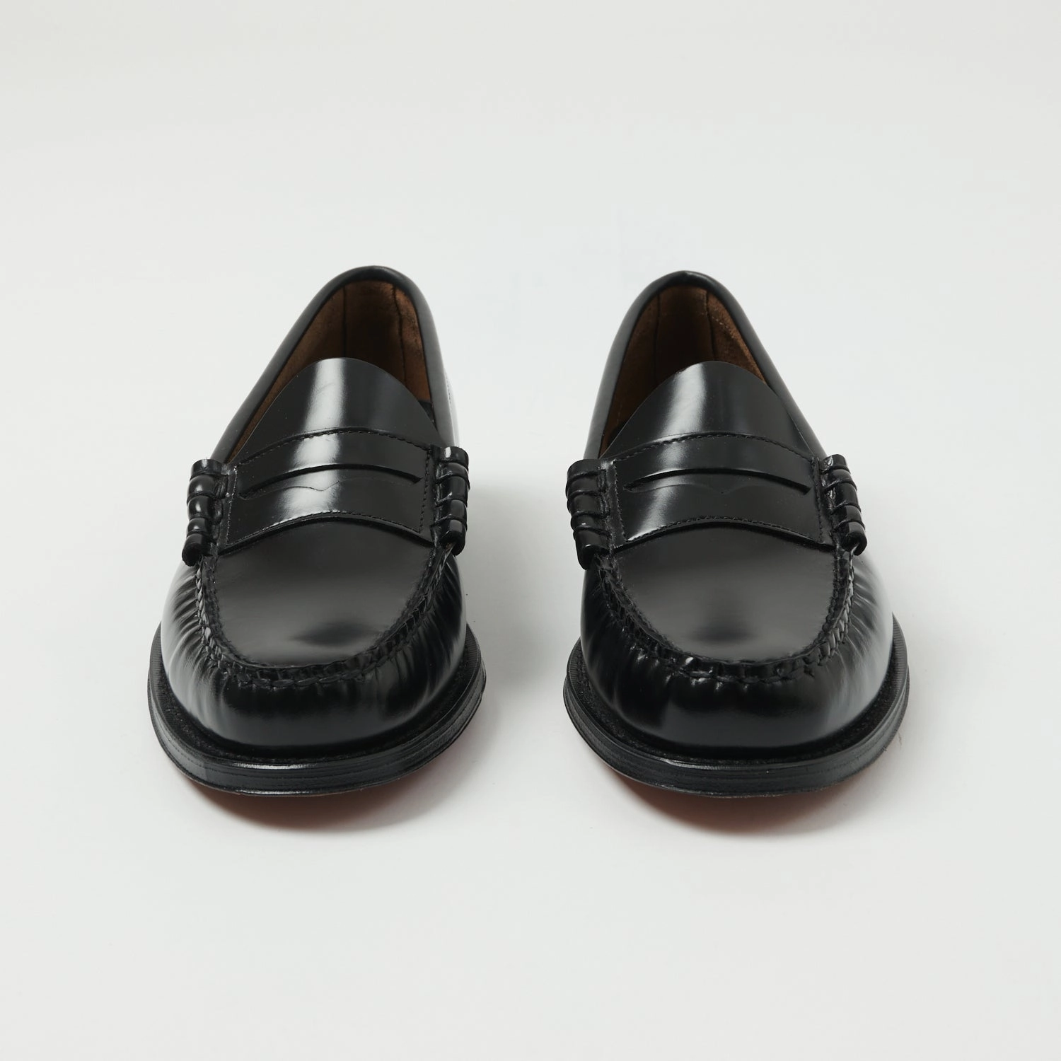 Foot-Friendly Flats G.H. Bass Weejun Larson Moc Penny Loafer - Black