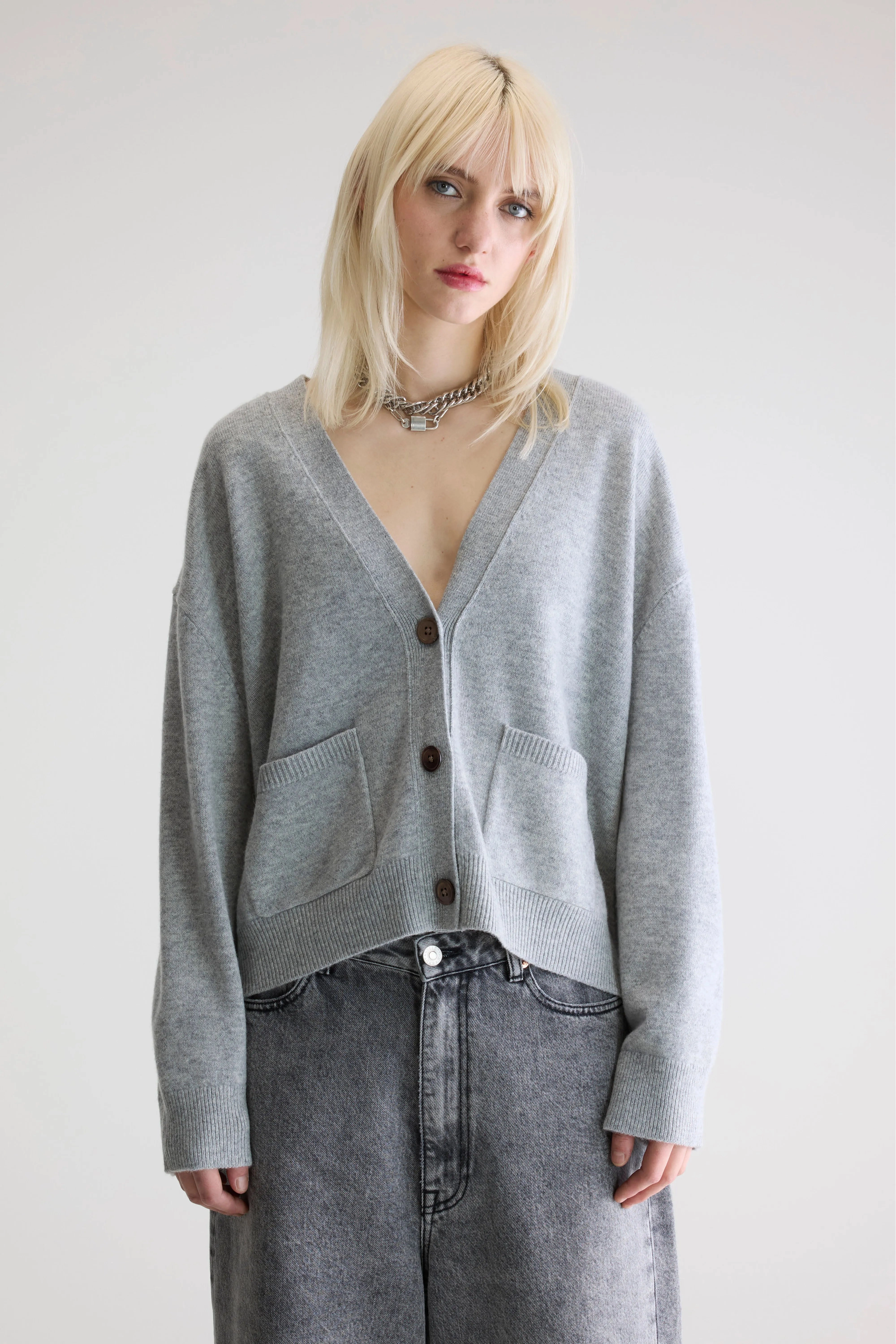 Gakkin boxy cardigan (252 / W / LIGHT GREY) Layered Knit Neutral Style