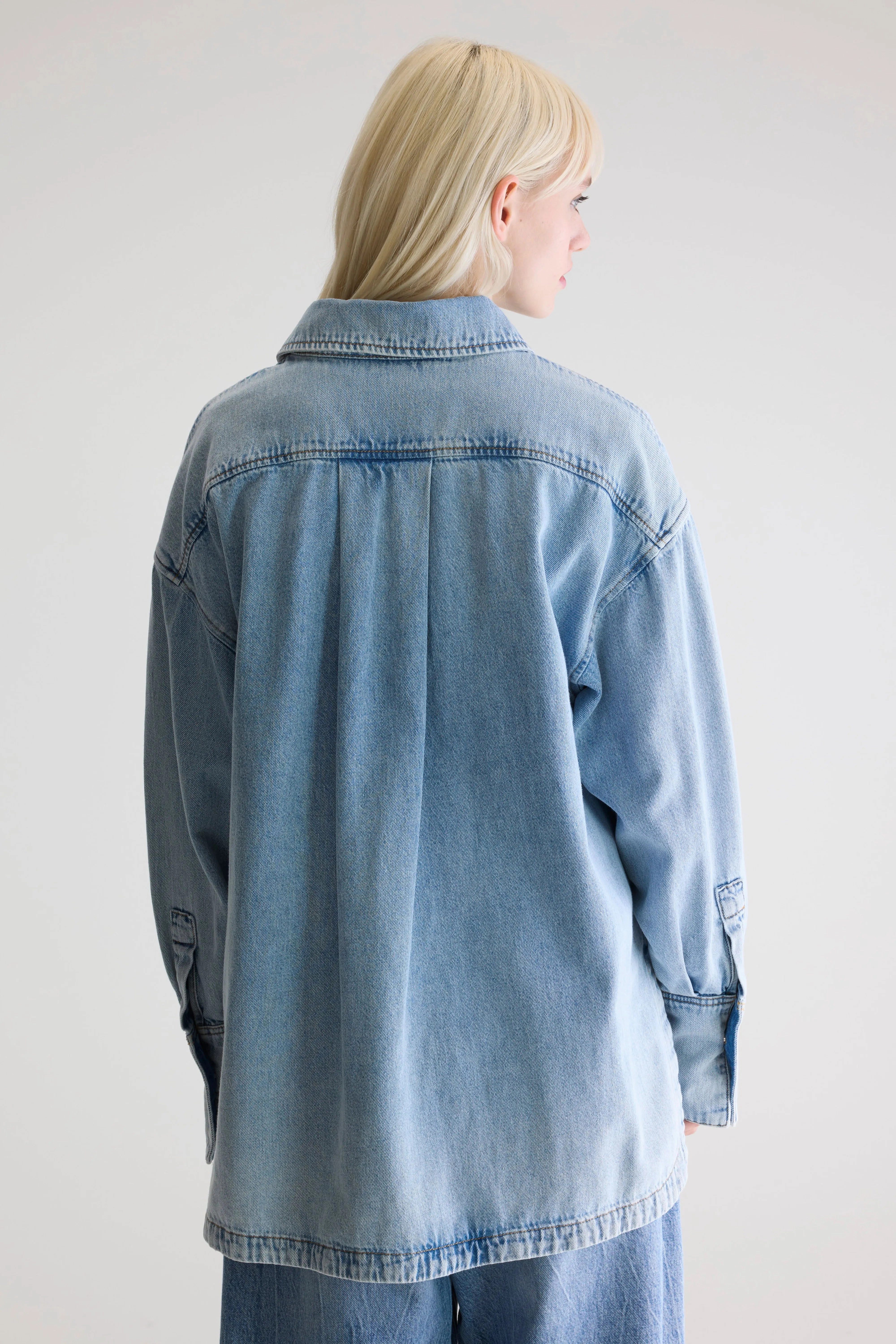 Luxury Textured Glory denim overshirt (252 / W / LT BLUE BLEACH)