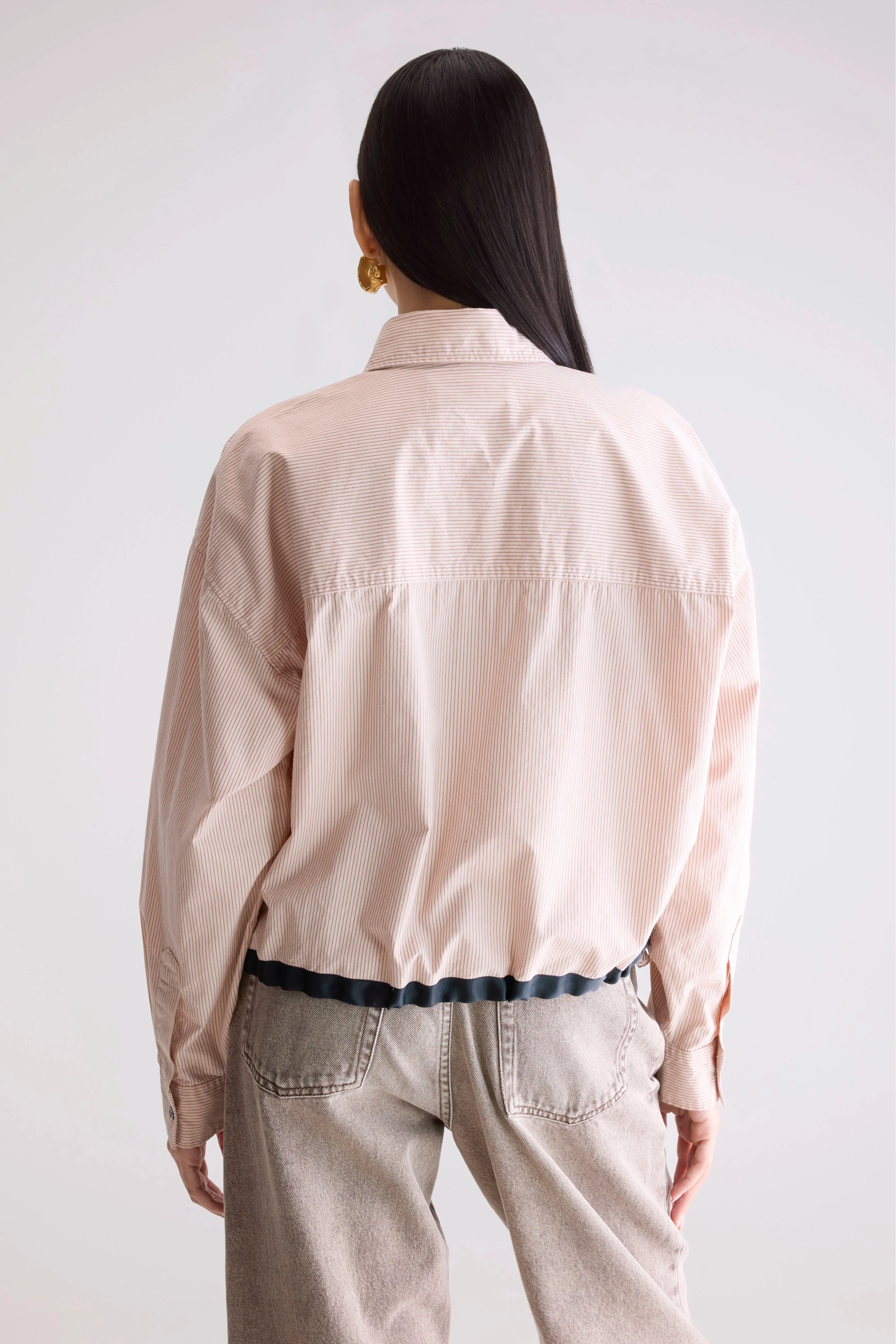 right for hot weather goes with skirts Glow adjustable shirt (252 / W / STRIPE V)