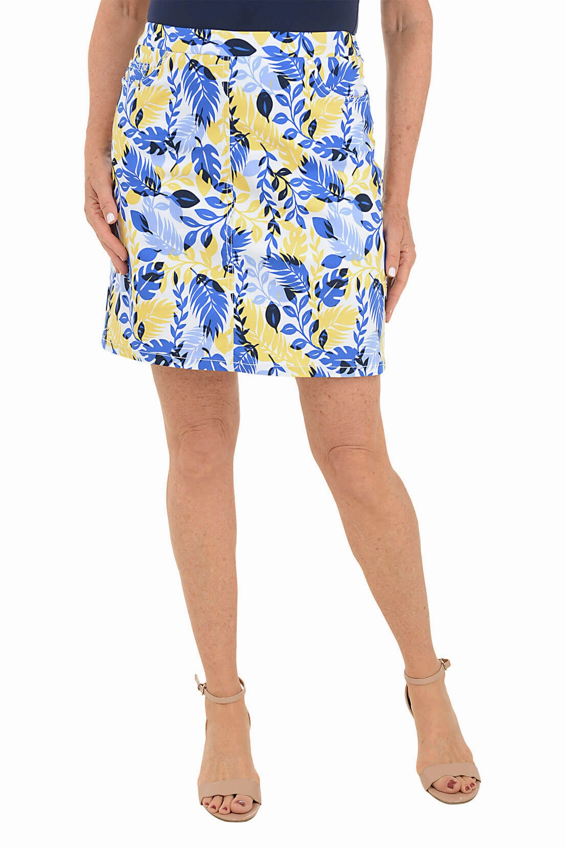 Frictionless Movement athletic clothing Petite Making Waves Overlapping Leaves Skort