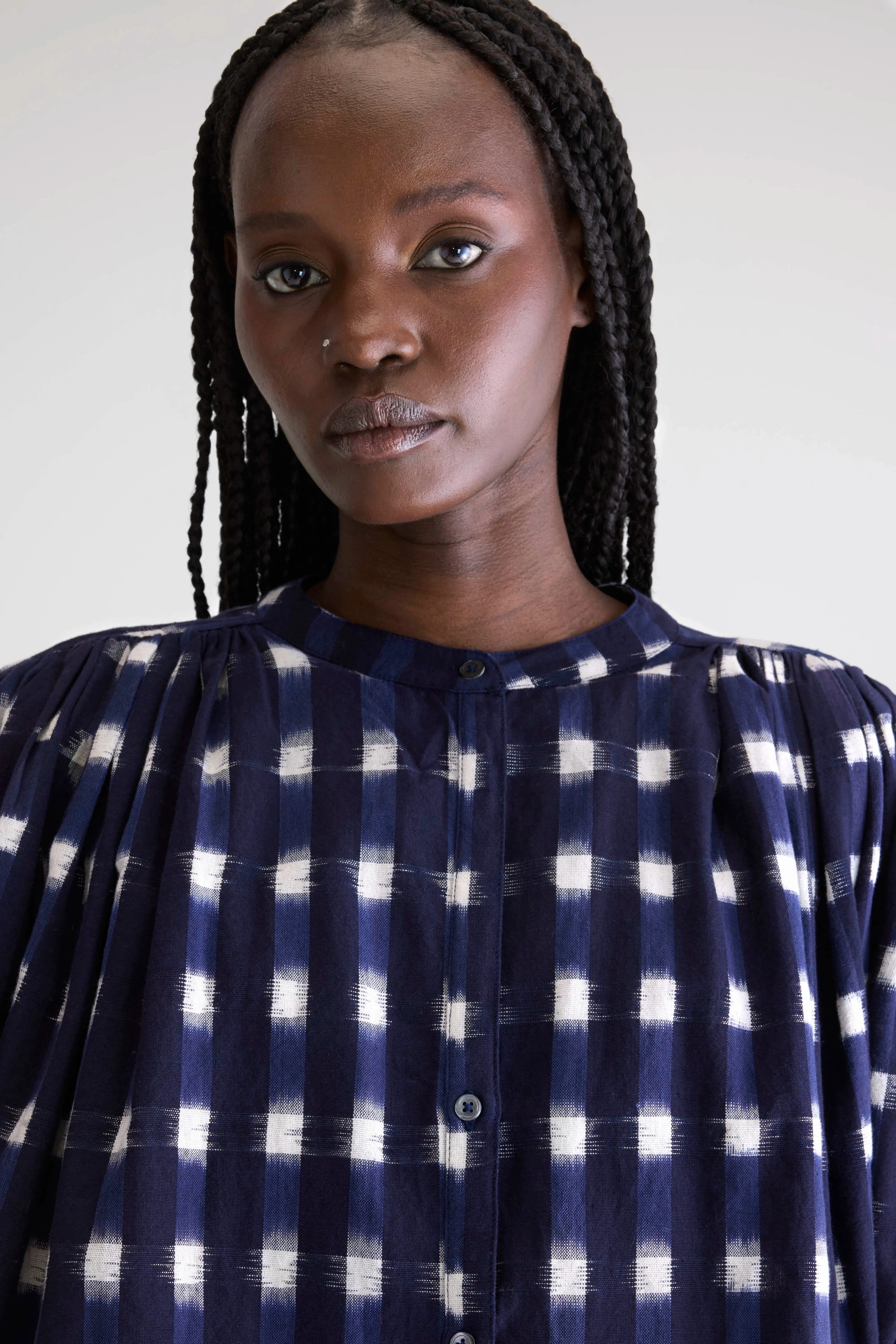 product pearl elegance Ink cropped blouse (252 / W / COMBO A)