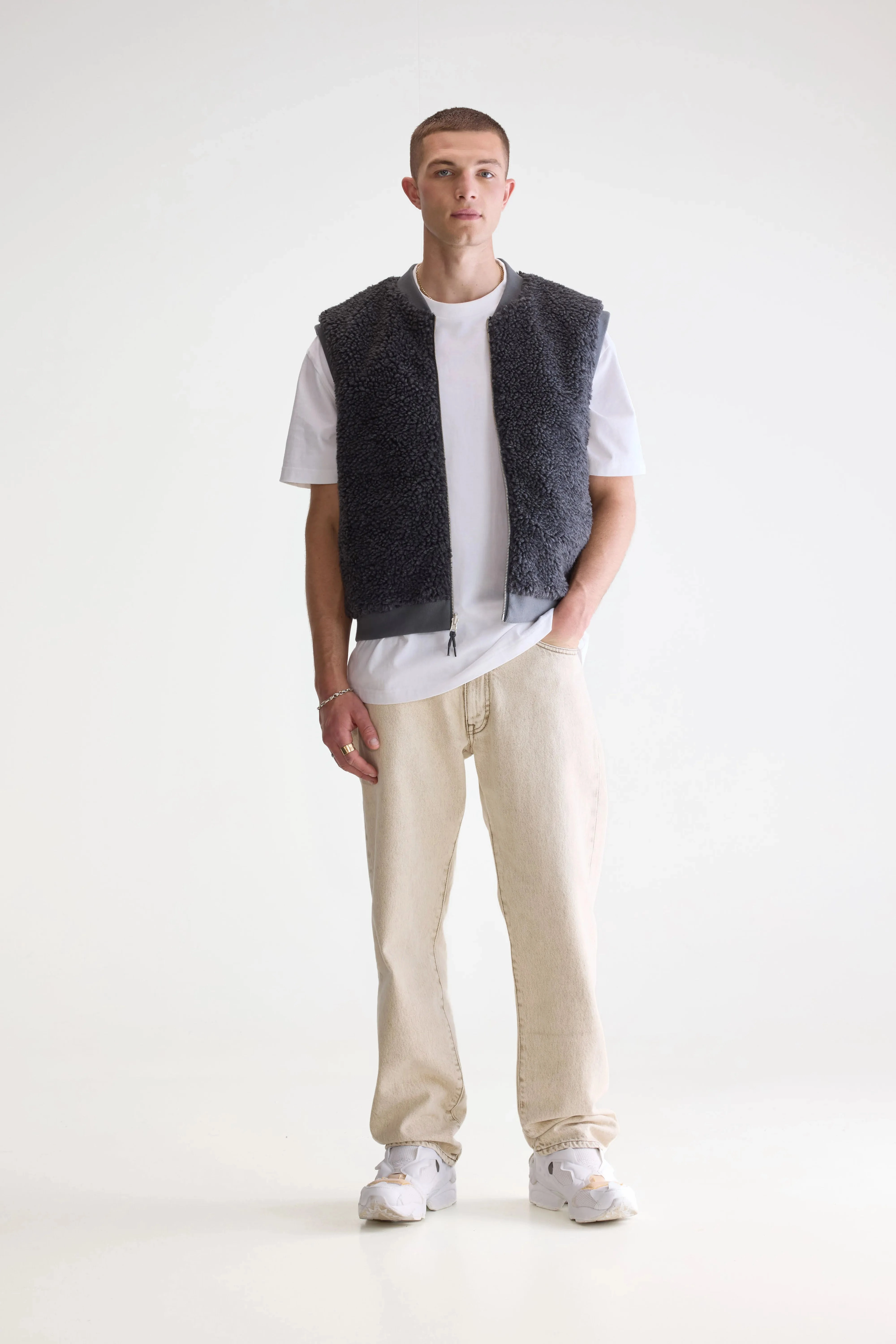 Wind Resistant Jocko bodywarmer (252 / M / ELEPHANT)