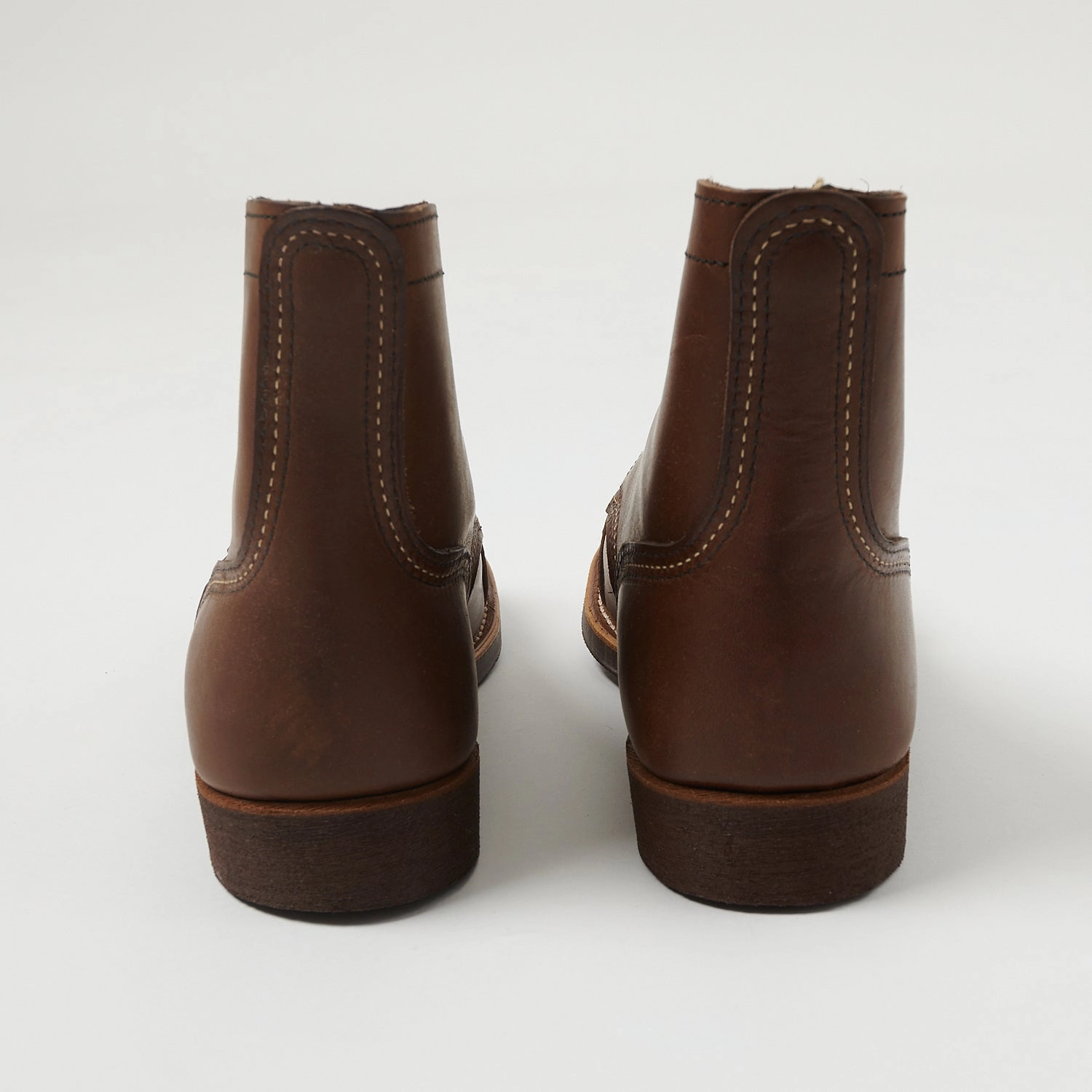 Chic Fashion Red Wing 8111-3 6" Iron Ranger Boots - Amber Harness