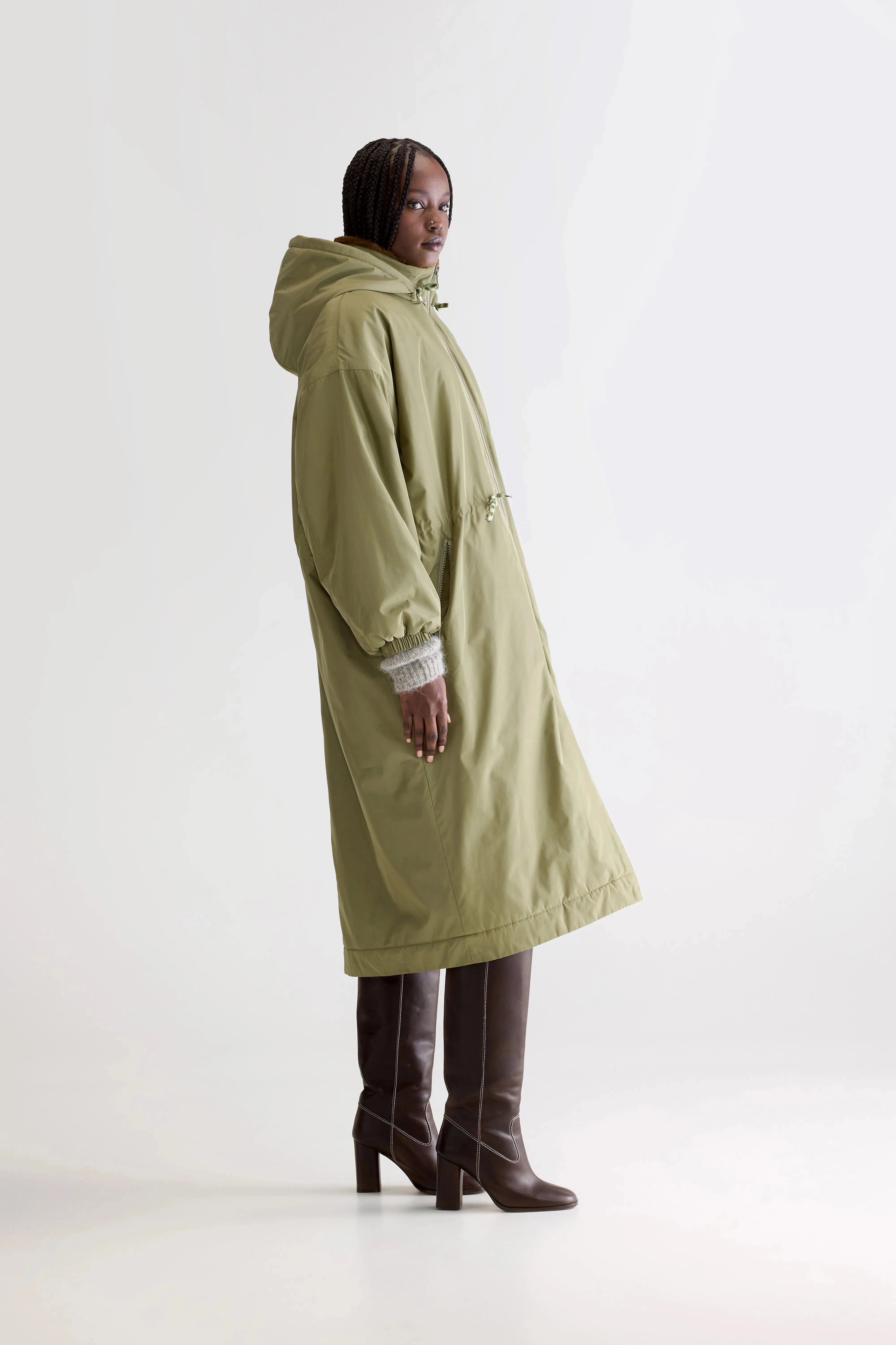 Clean Silhouette Hosfo hooded coat (252 / W / JEEP)