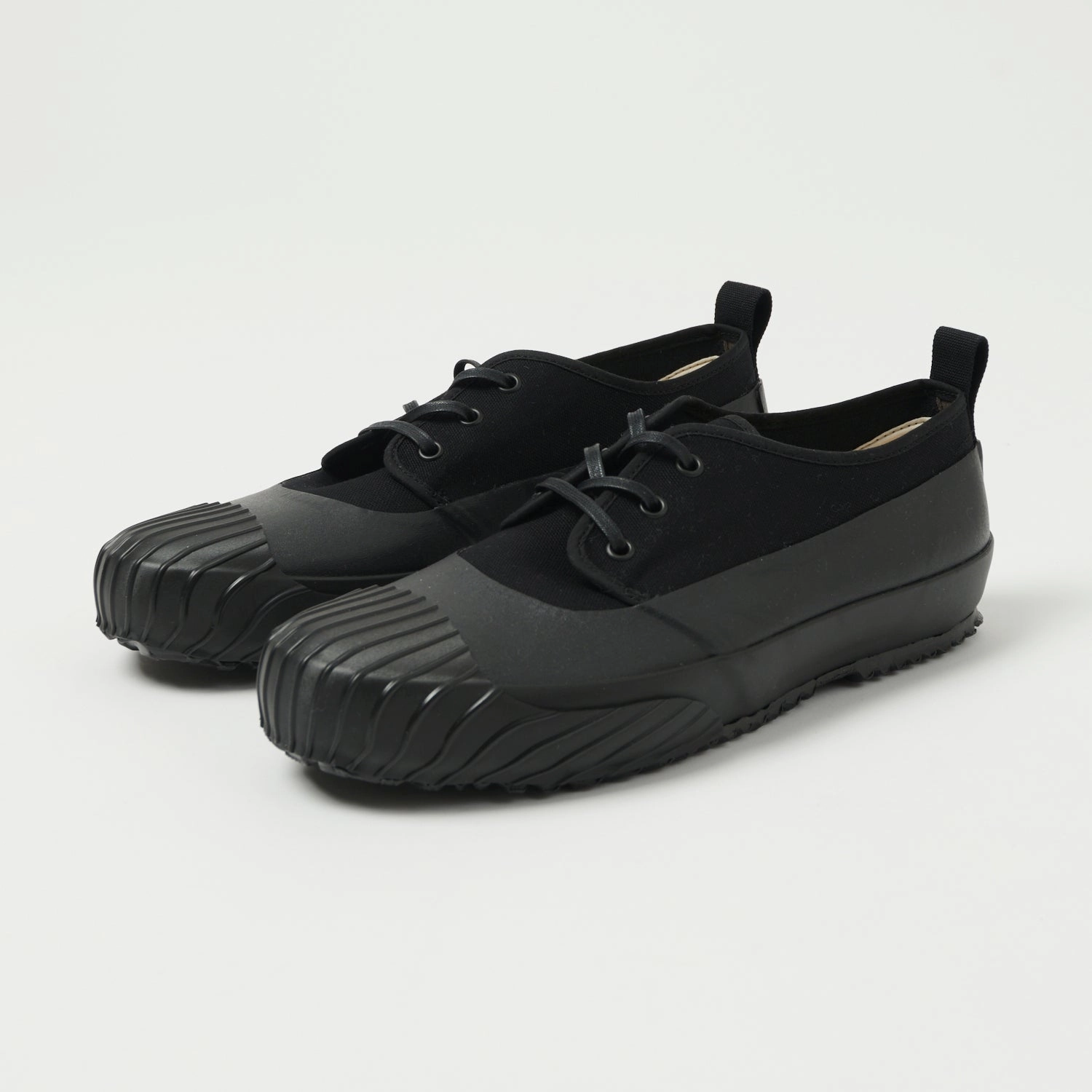 Moonstar 'Alweather' Rubber Covered Sneaker - Black Padded materials Comfortable Soles
