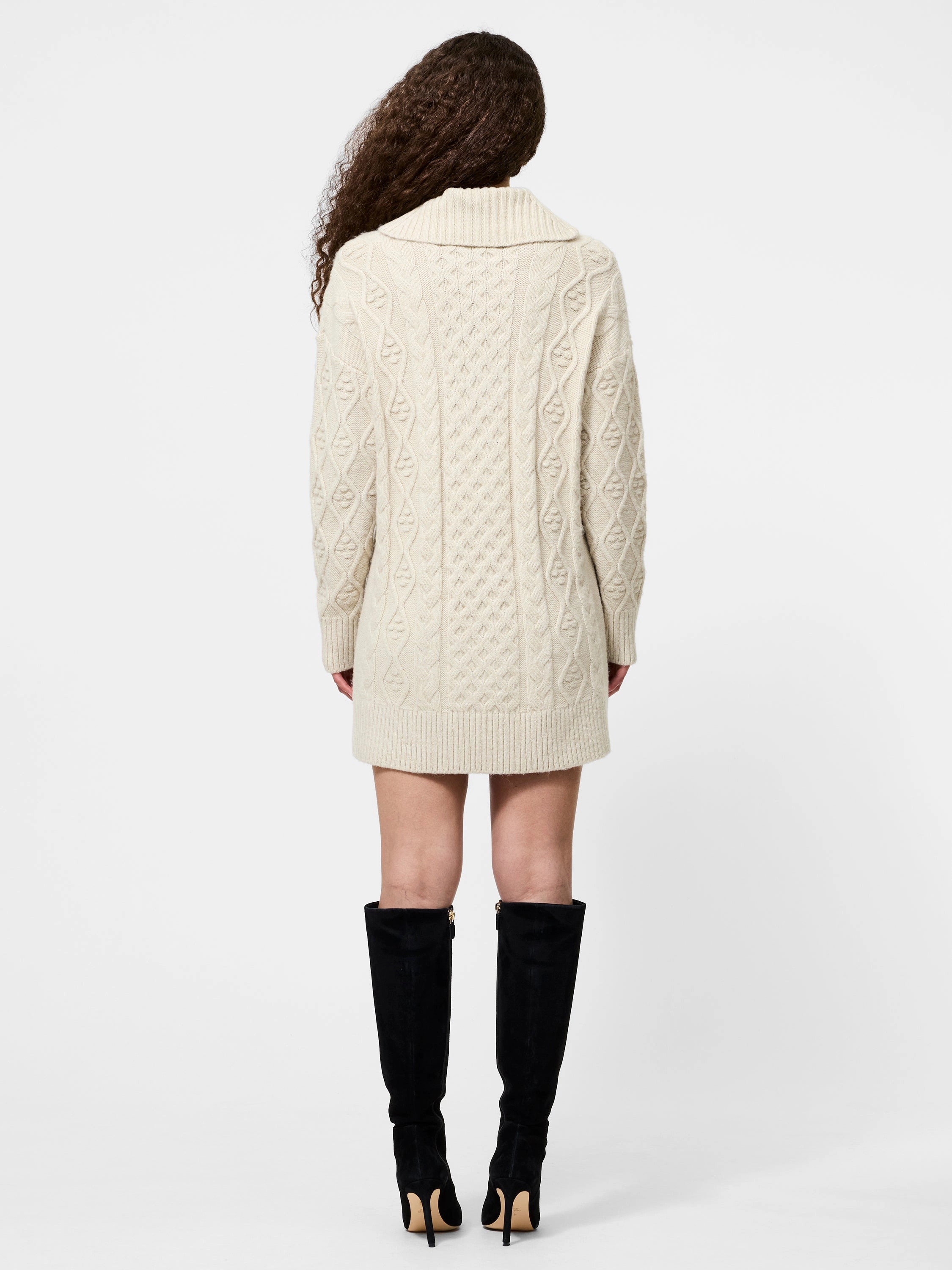 Outfit Core Makira Knit Turtleneck Mini Dress