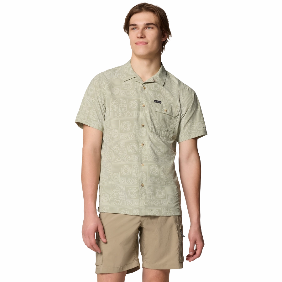 Men's Tech Trail Utility Print Woven Short Sleeve Shirt UV Protective Coating