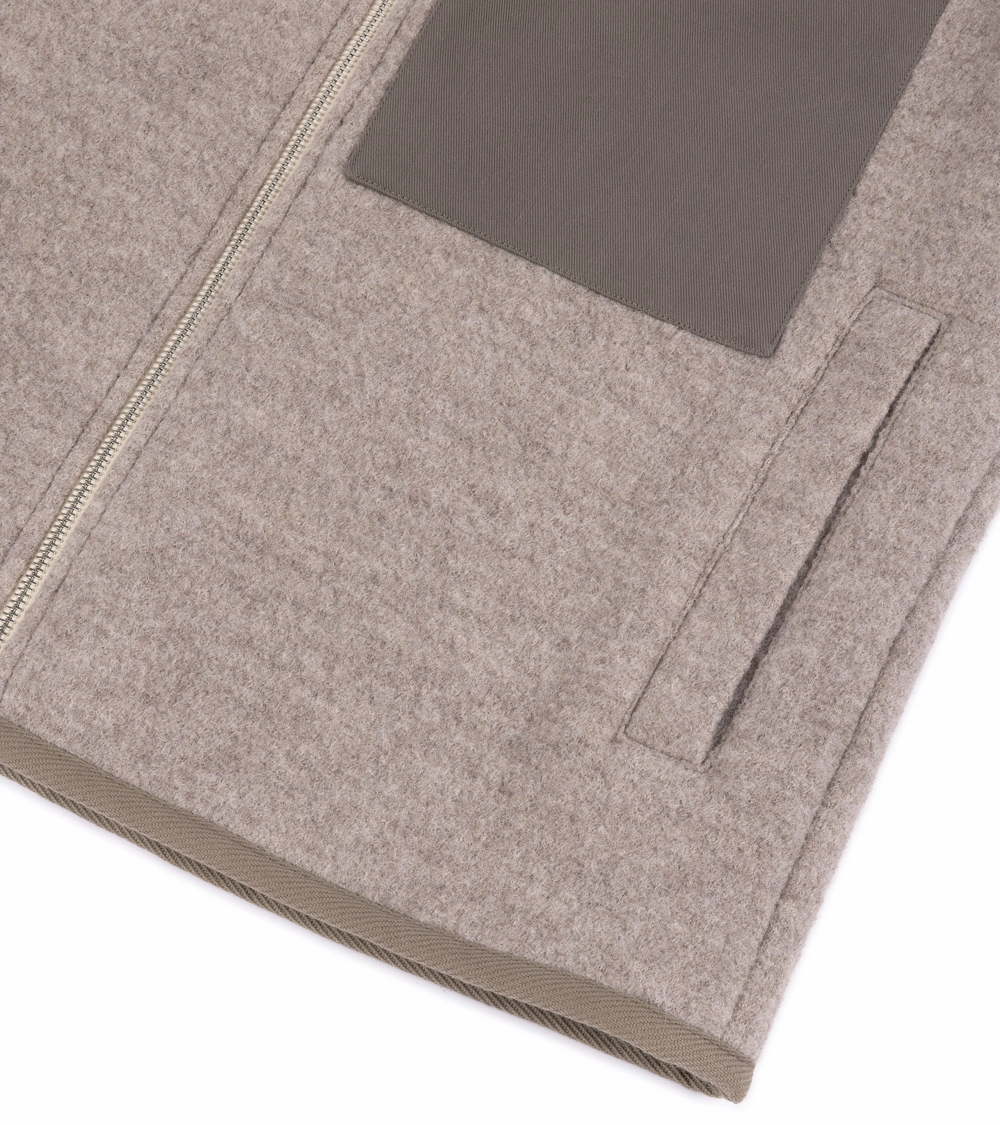 Practical Layer De Bonne Facture Boiled Wool Sherpa Vest: Beige