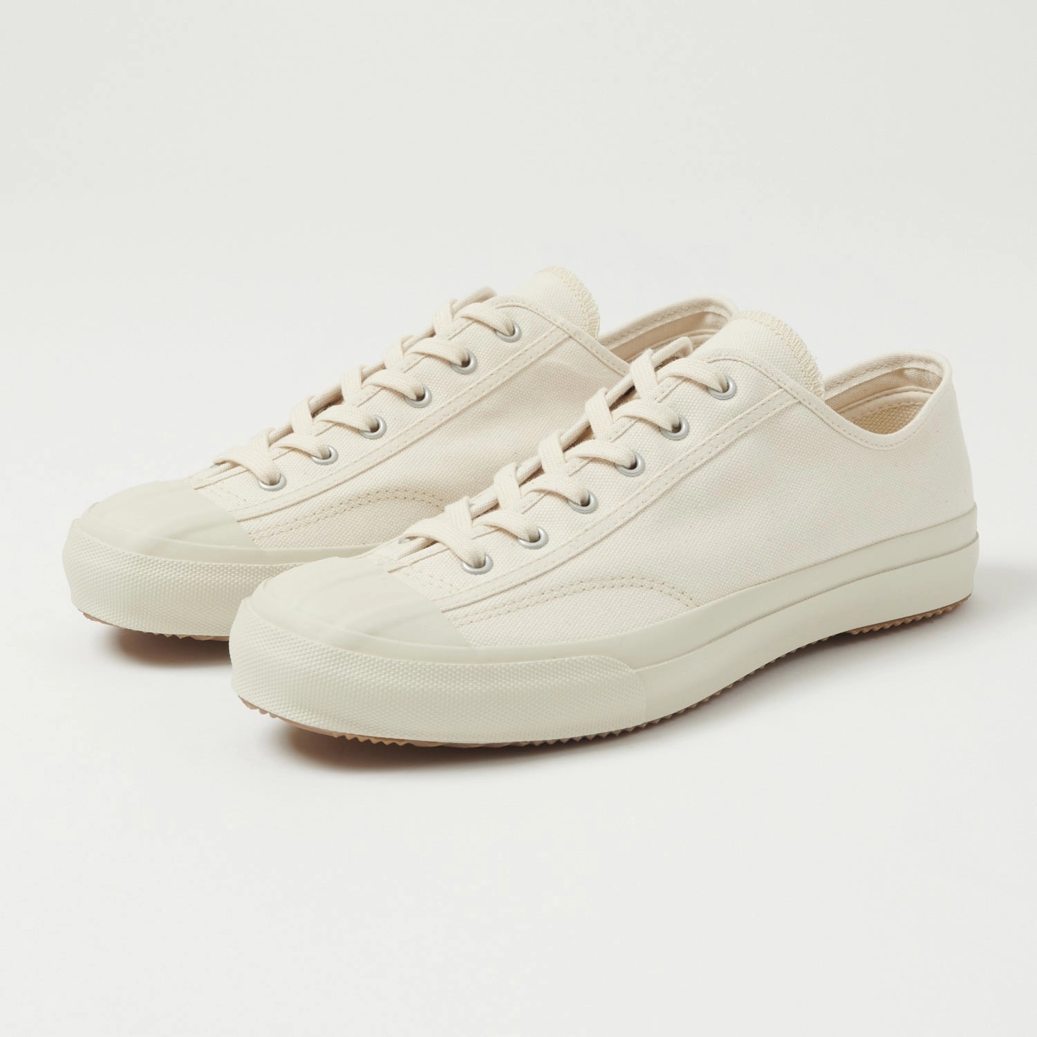 Speed Runner Classy comfort Moonstar 'Gym Classic' Rubber Sole Canvas Sneaker - White