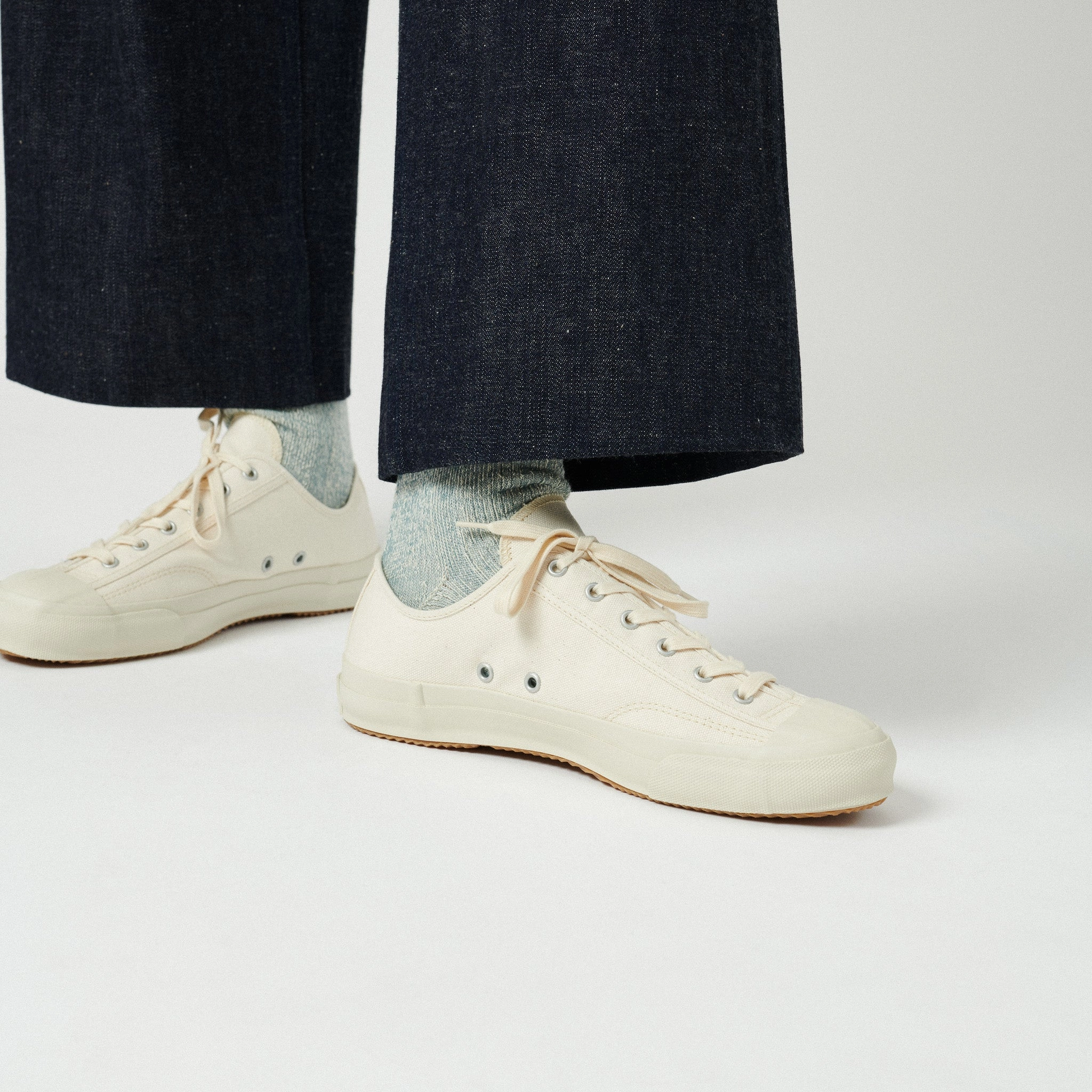 Moonstar 'Gym Classic' Rubber Sole Canvas Sneaker - White Foot Fit Ultra Lightweight Design