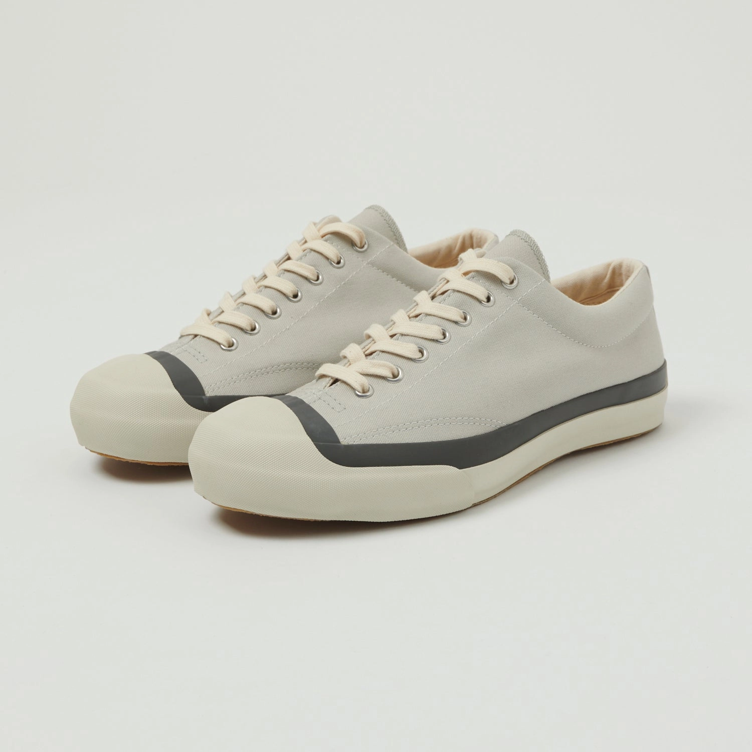 Glam support Light Movement Moonstar 'Gym Court' Rubber Sole Canvas Sneaker - Light Grey