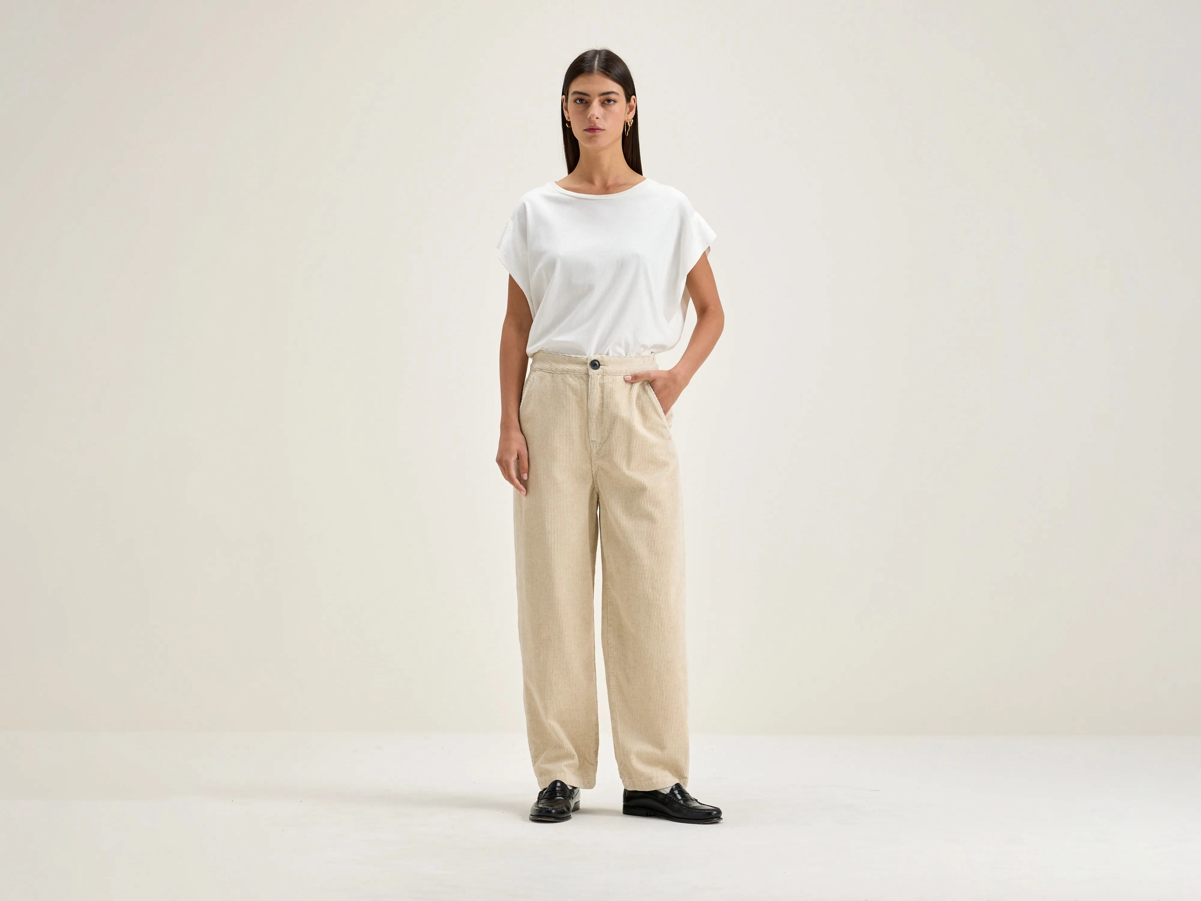 Sporty Vibe Pasop Pants (251 / W / CALCAIRE)